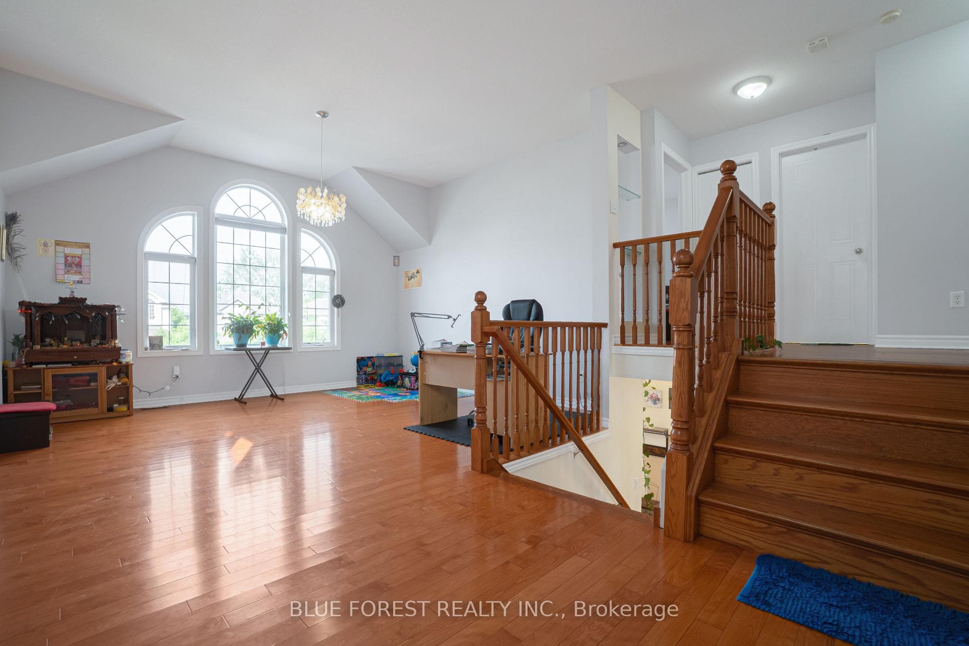 1817 Gough Avenue photo 19