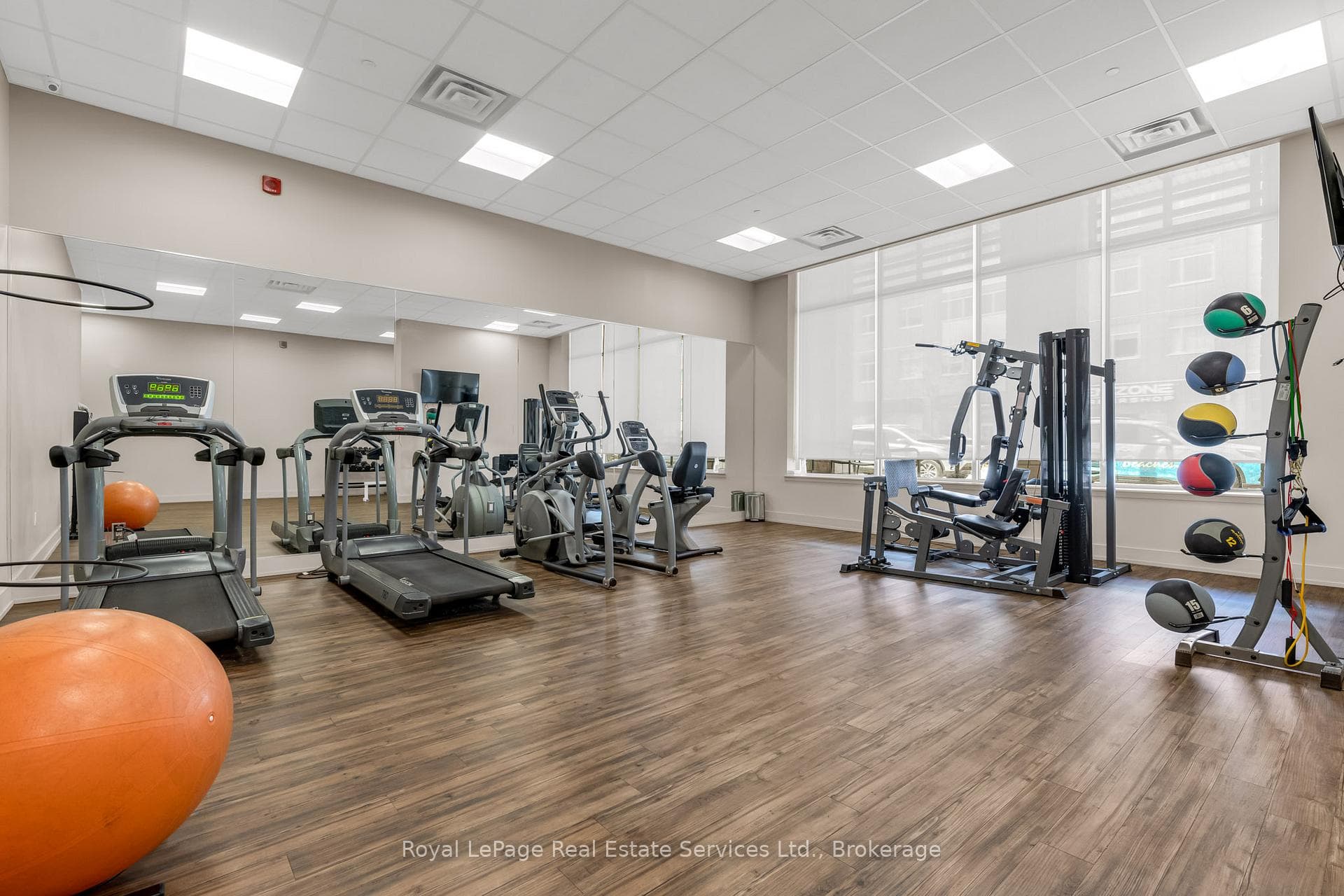 216 Oak Park Boulevard Unit 231 photo 7