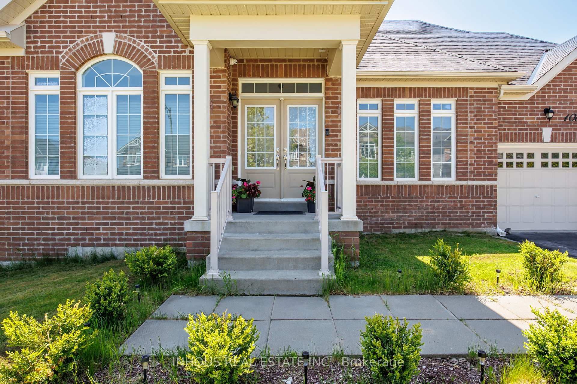 105 Johnson Drive photo 4