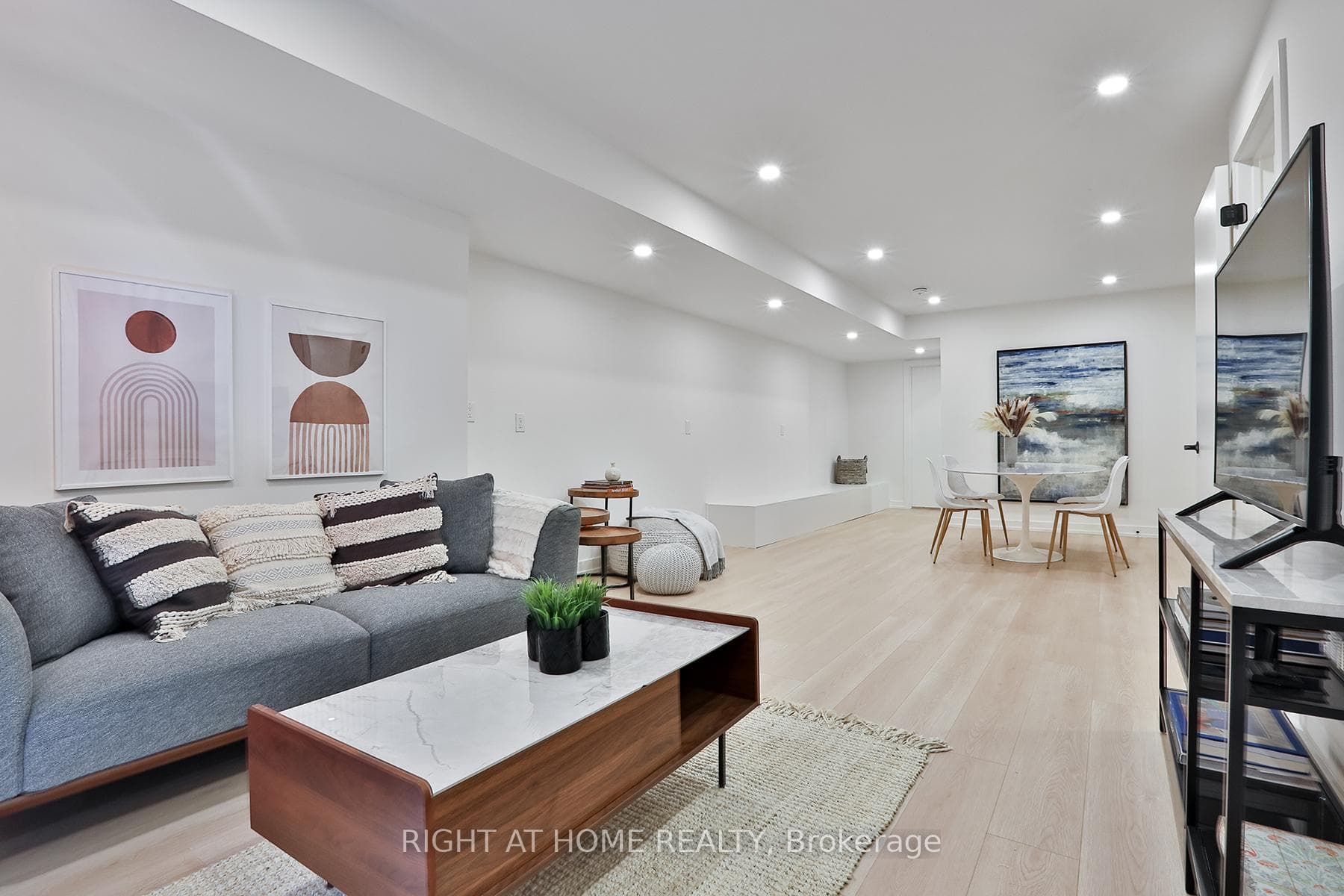 60 Winnifred Avenue photo 38