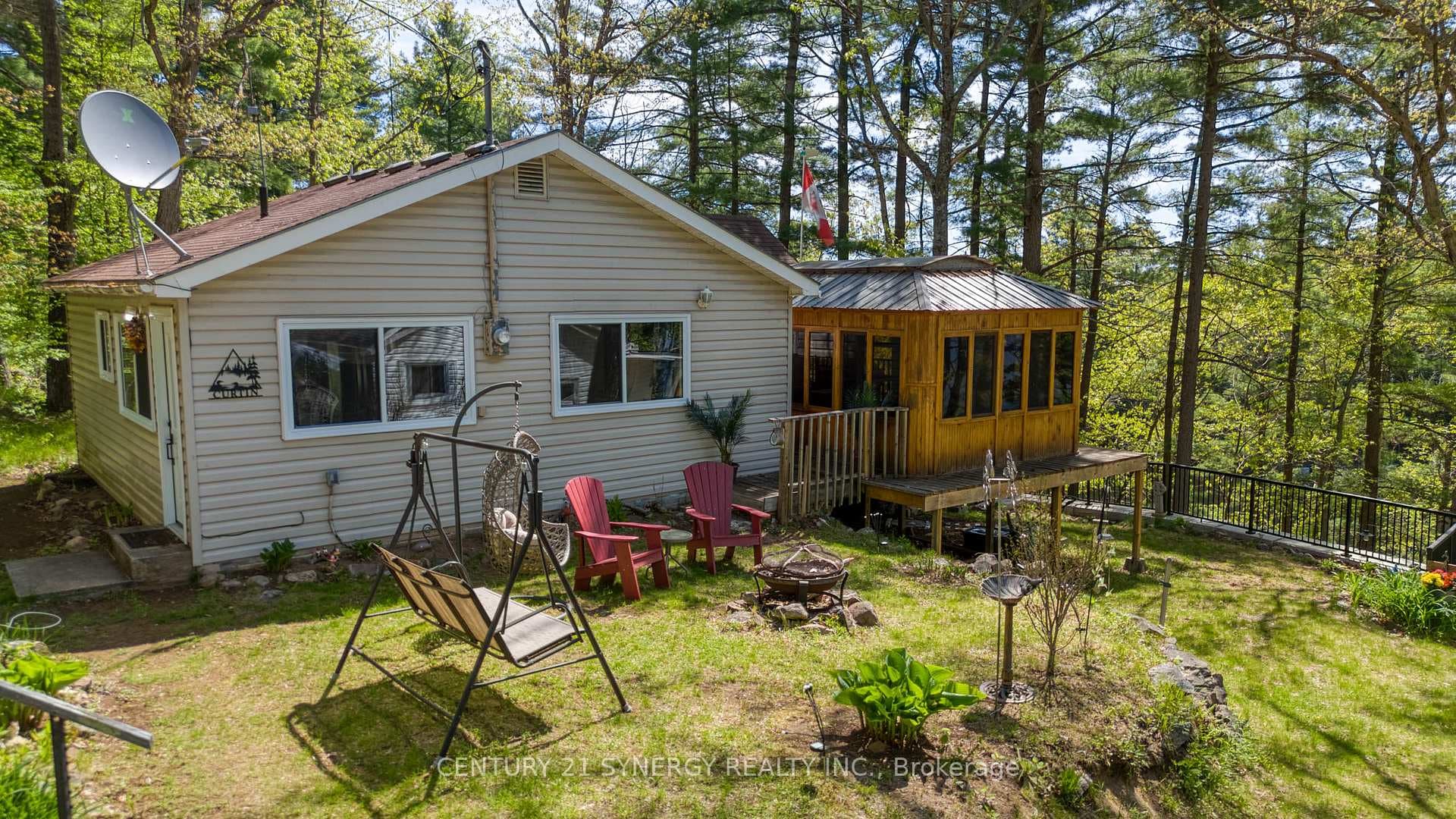 664 Raby Road photo 15