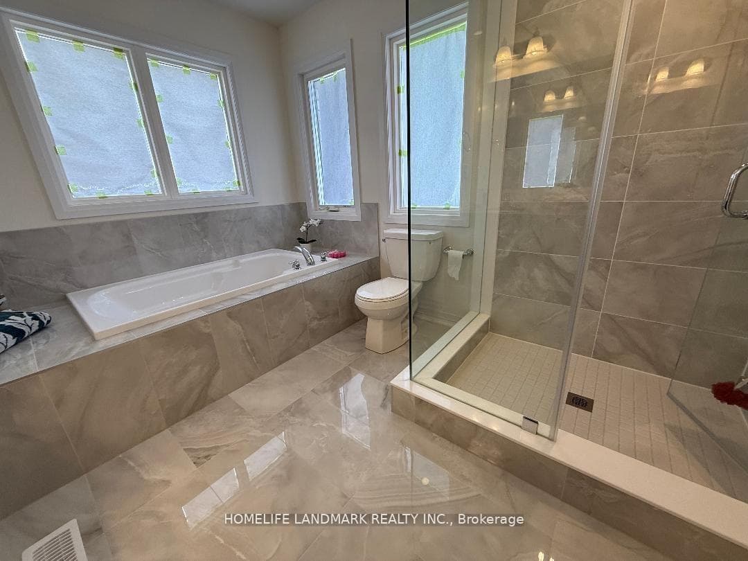 18 Tyler Avenue photo 29