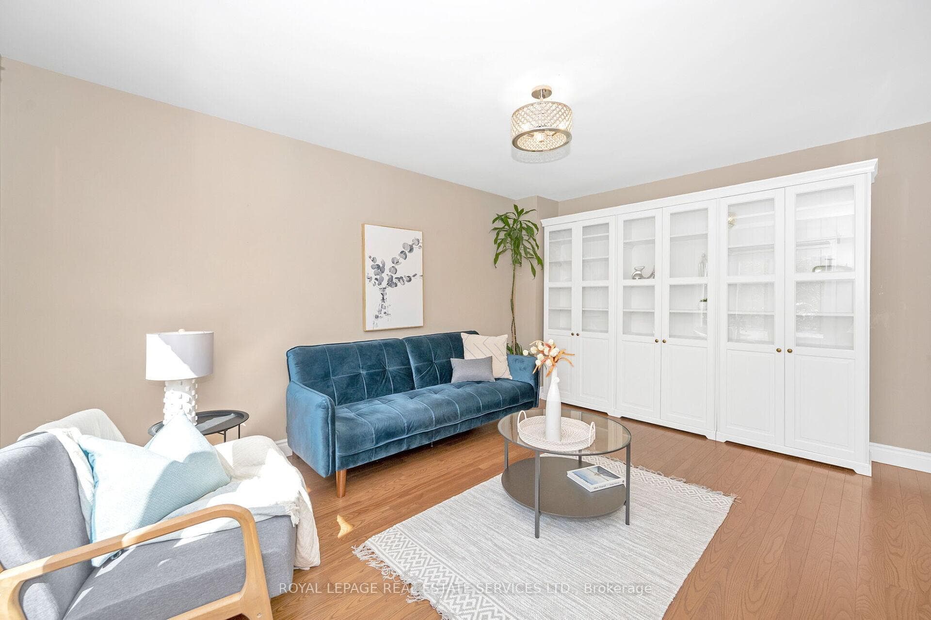 2872 Arlington Drive photo 6