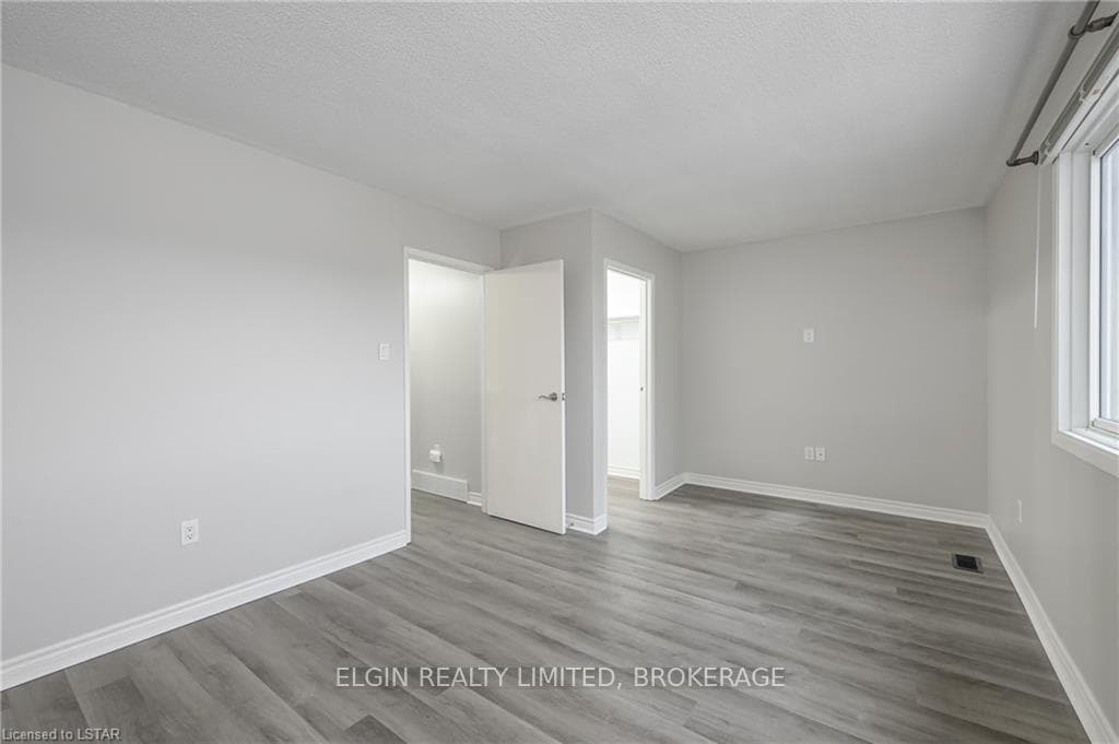 301 CARLOW Road Unit 20 photo 20