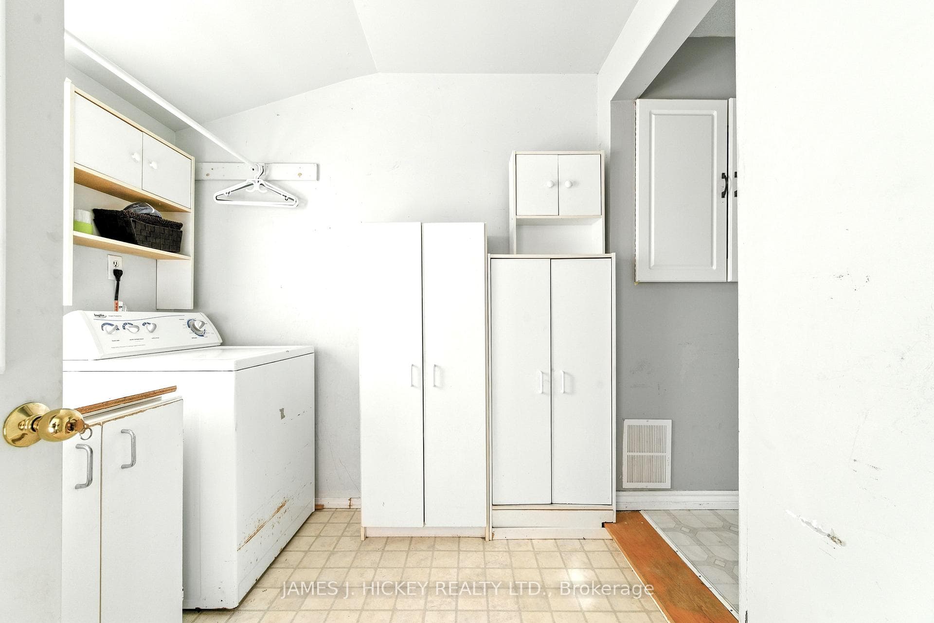 29 Glendale Avenue photo 5