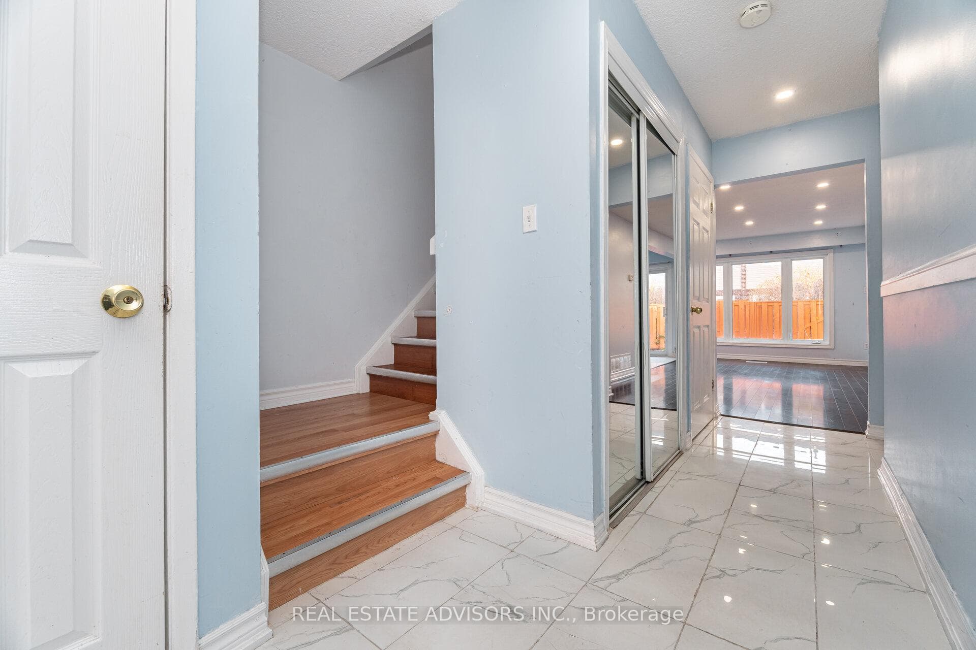 58 Carisbrooke Court Unit 58 photo 12