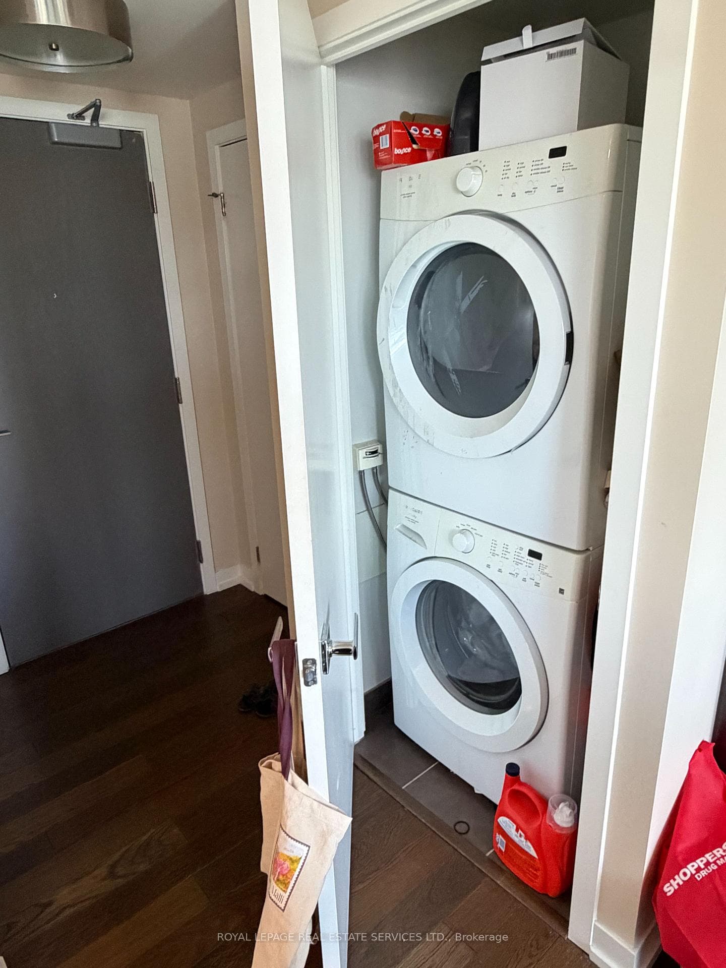 21 Widmer Street Unit 3706 photo 20