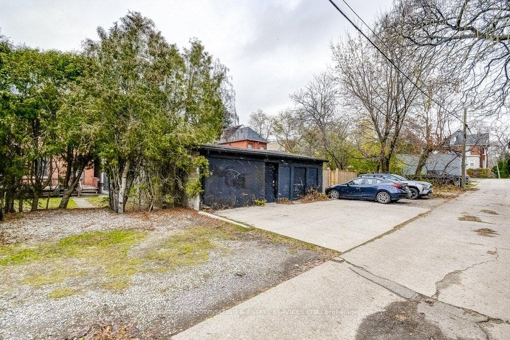 133 Homewood Avenue photo 41