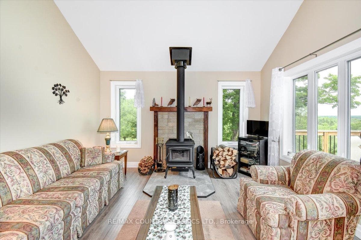 Lovely, Bright Living Room