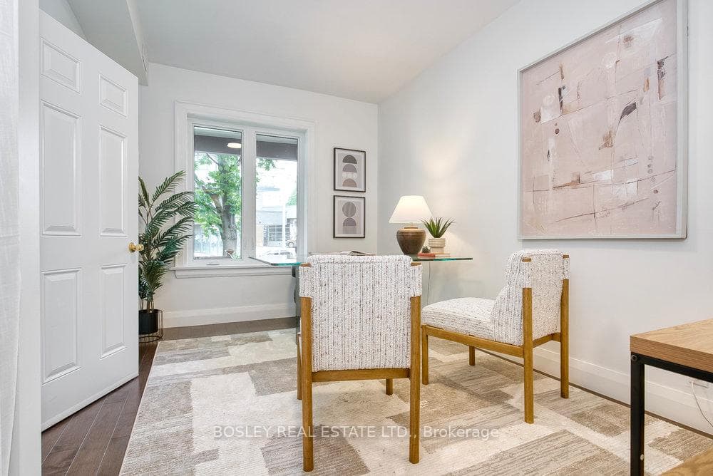 7 Howard Park Avenue photo 12