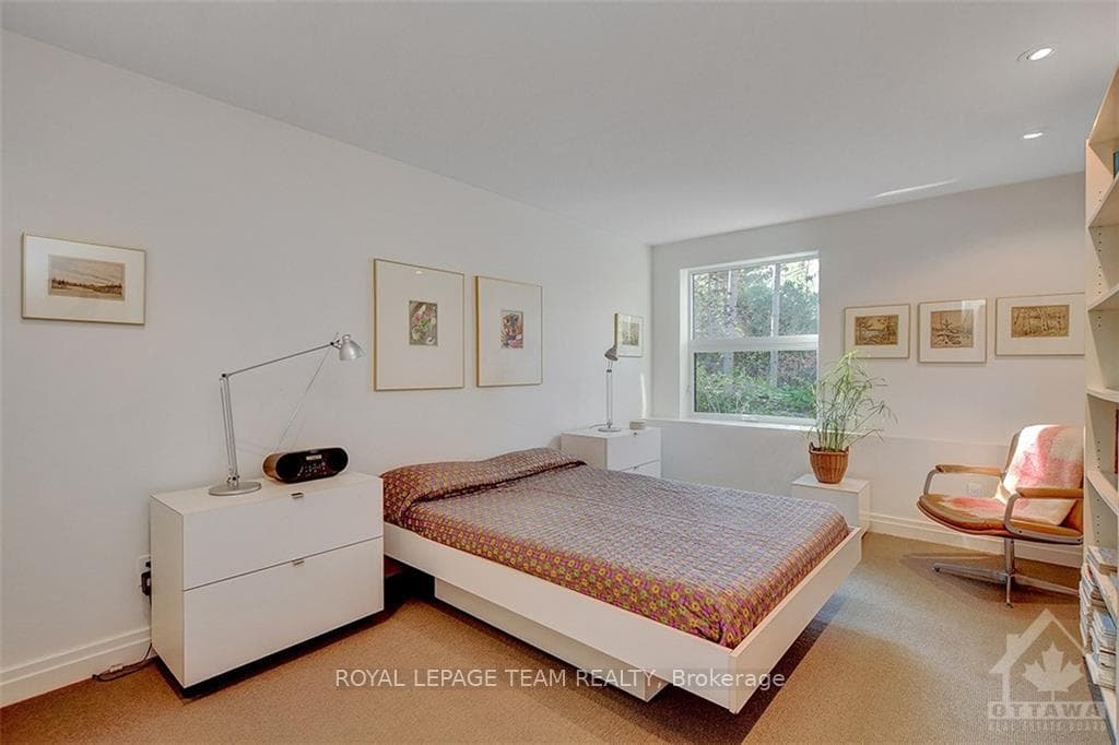 589 MOUNTAINVIEW Road photo 21