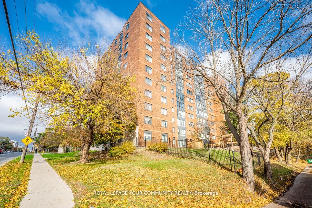 1665 Victoria Park Avenue Unit 1106 photo 39