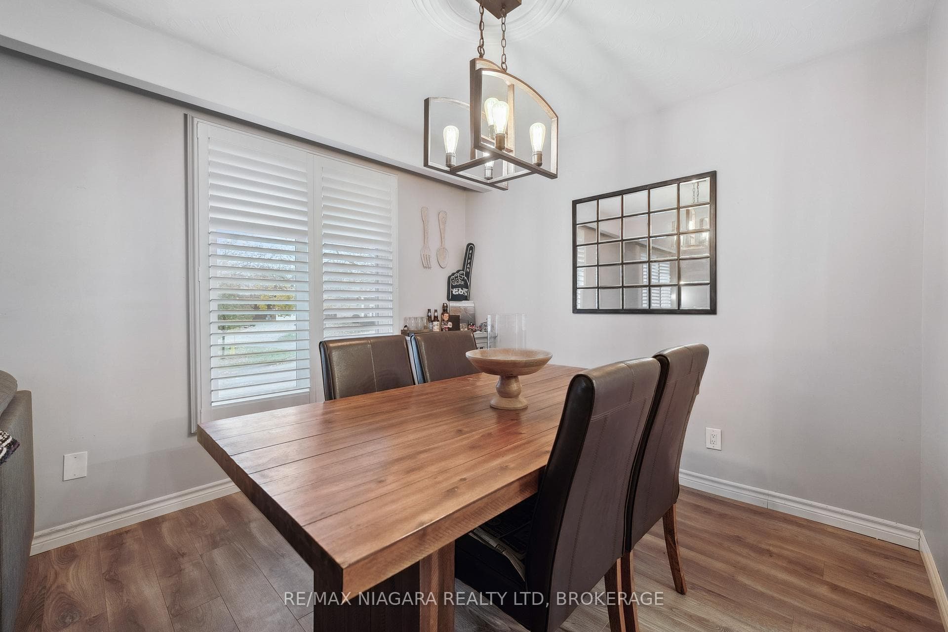 8 TRINITY Circle photo 8