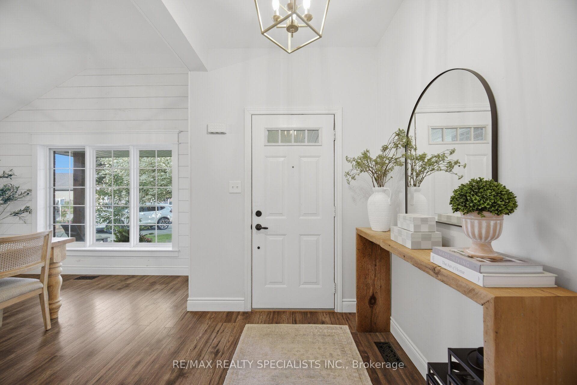 408 Flannery Drive photo 6