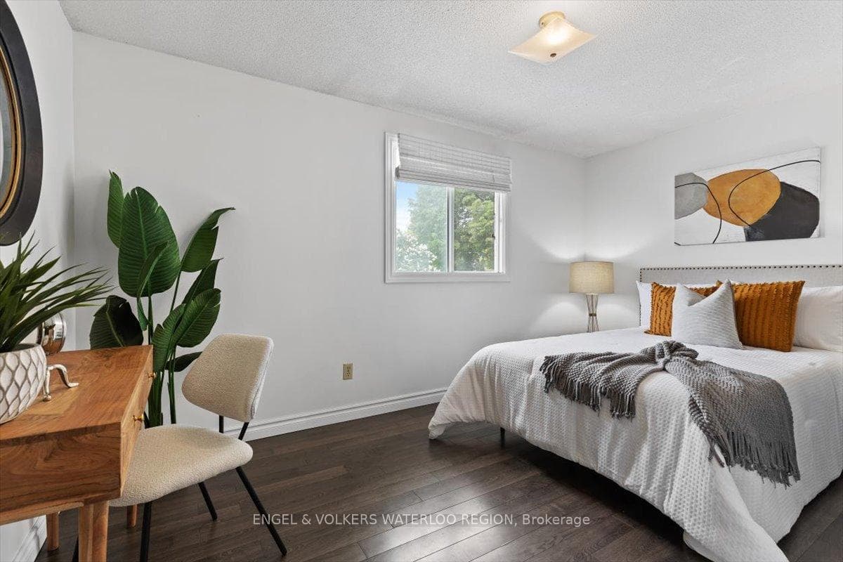 123 Wheatfield Crescent photo 19
