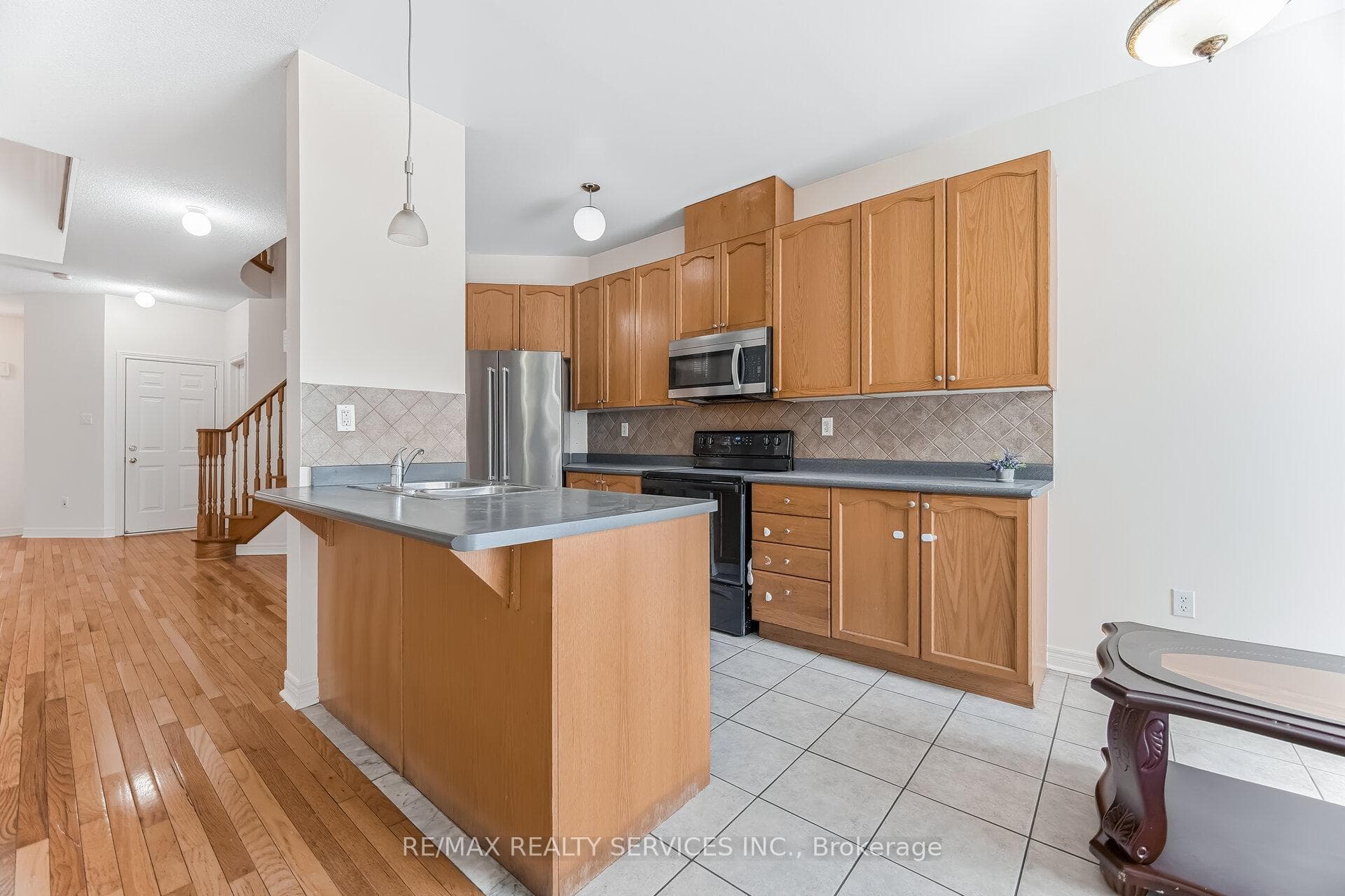 4 Rocky Point Crescent photo 17