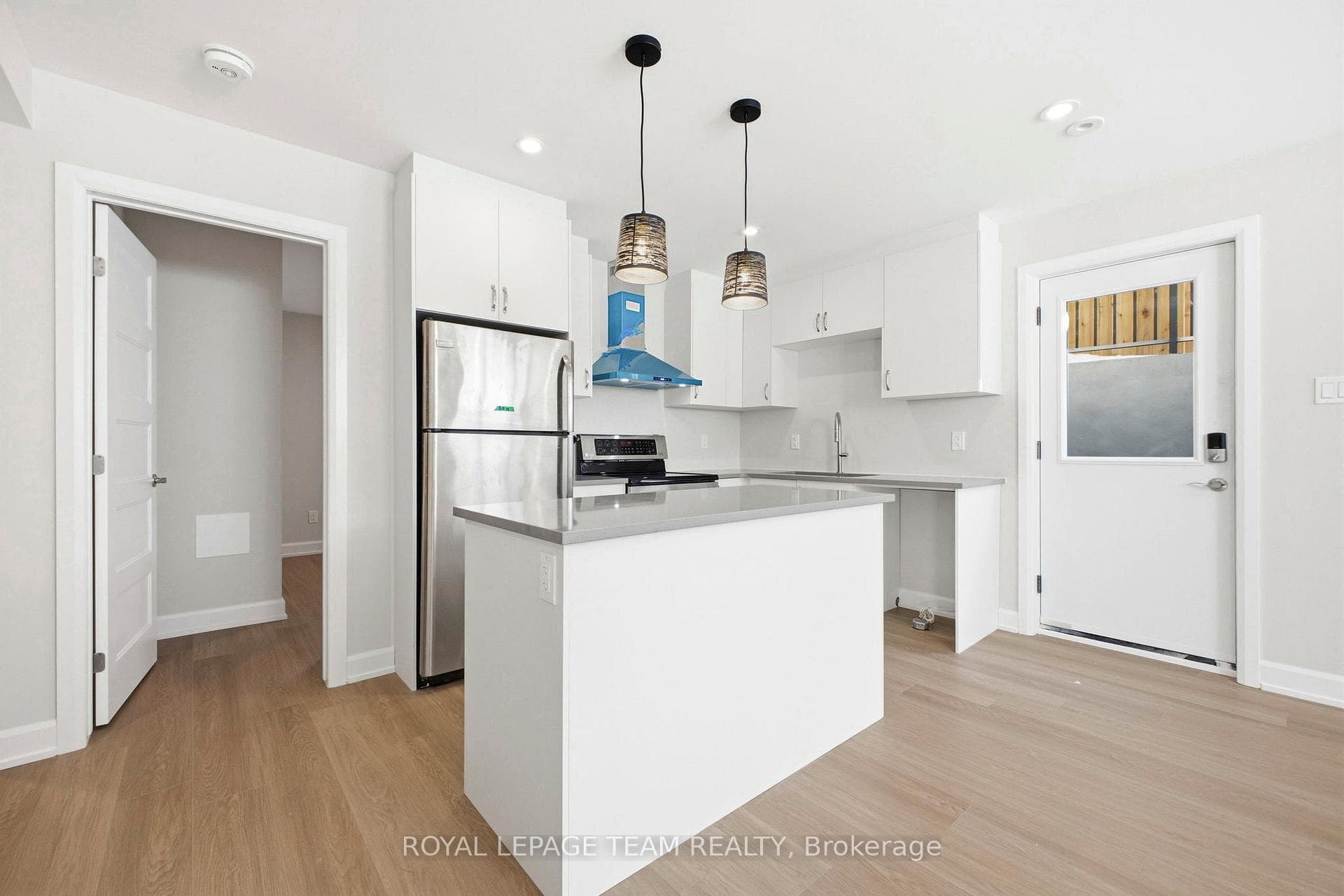 7 Gwynne Avenue Unit B photo 5
