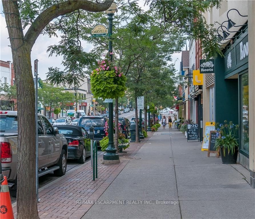 208 King Street photo 25