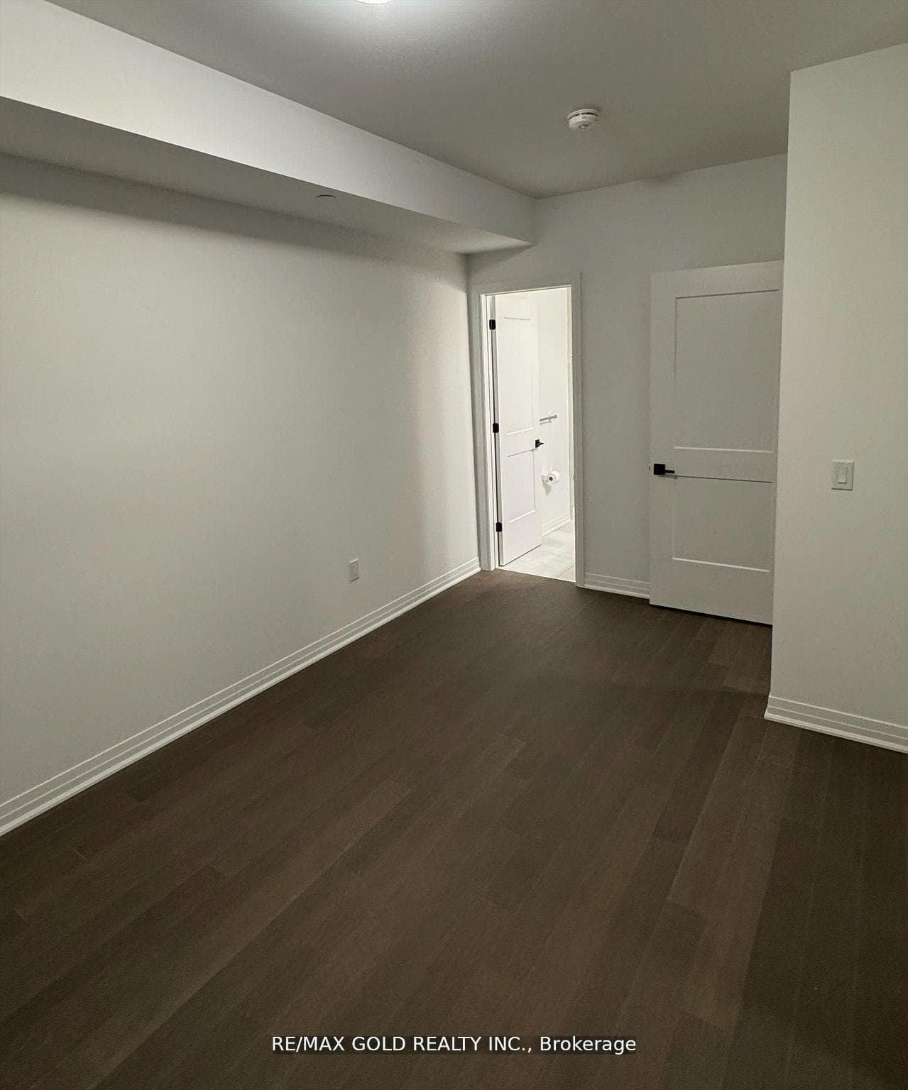 490 Gordon Krantz Avenue Unit 423 photo 44