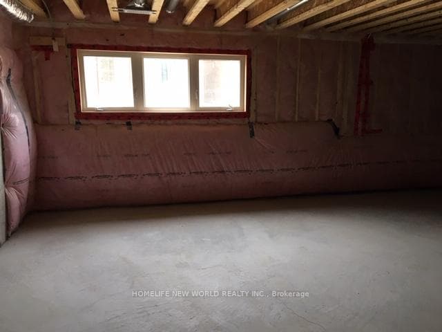 8 Ness Drive photo 13