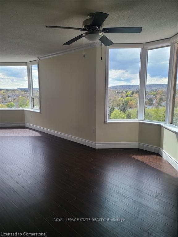 1270 Maple Crossing Boulevard Unit 914 photo 22