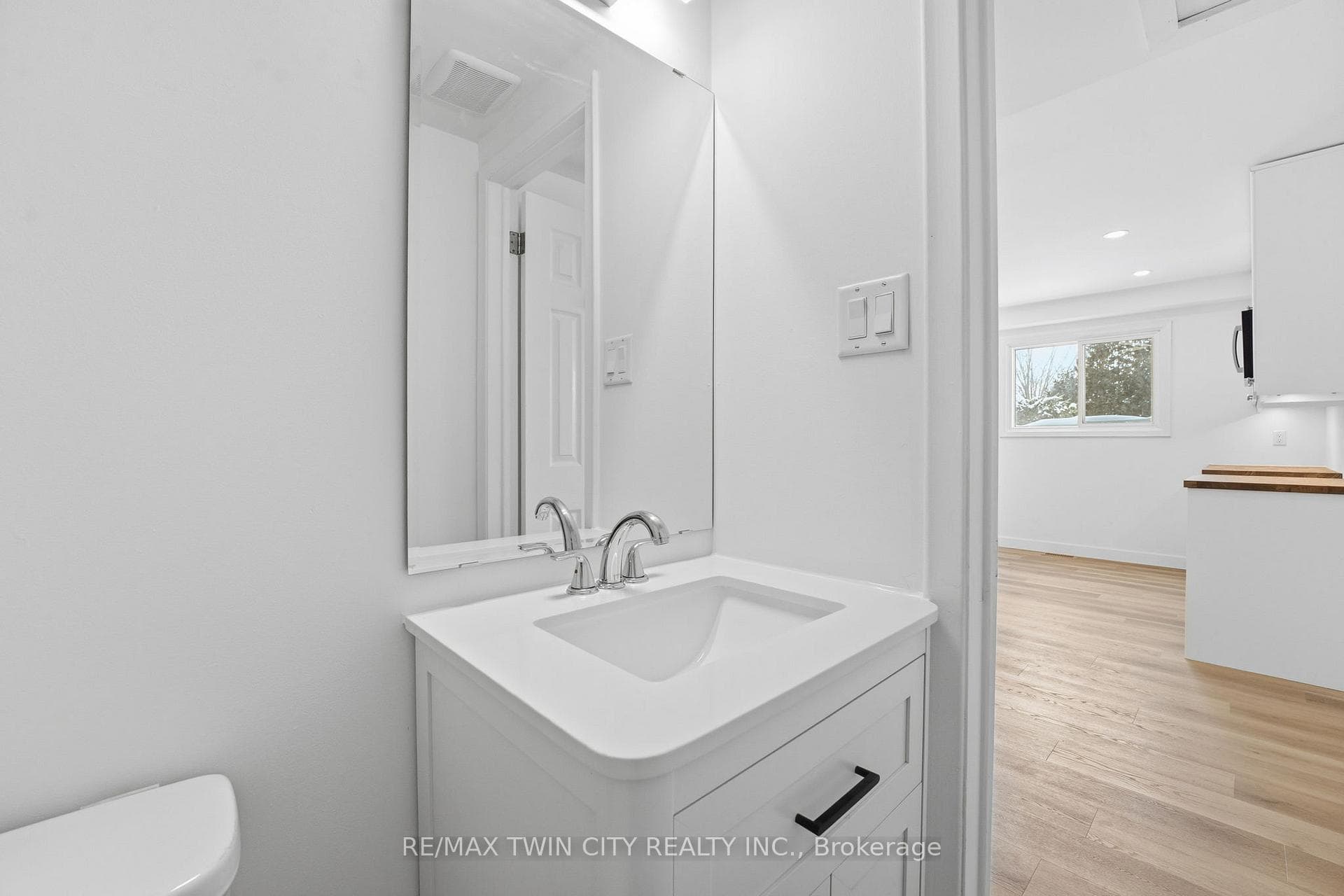 35 Oakhill Drive Unit 20C photo 17