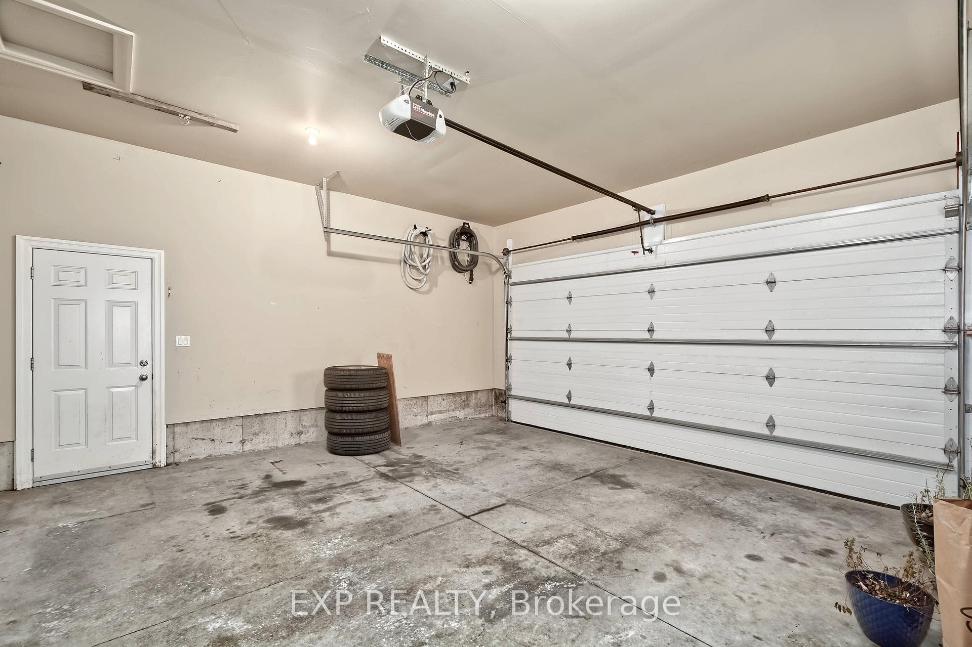 54 Treadwell Street photo 44