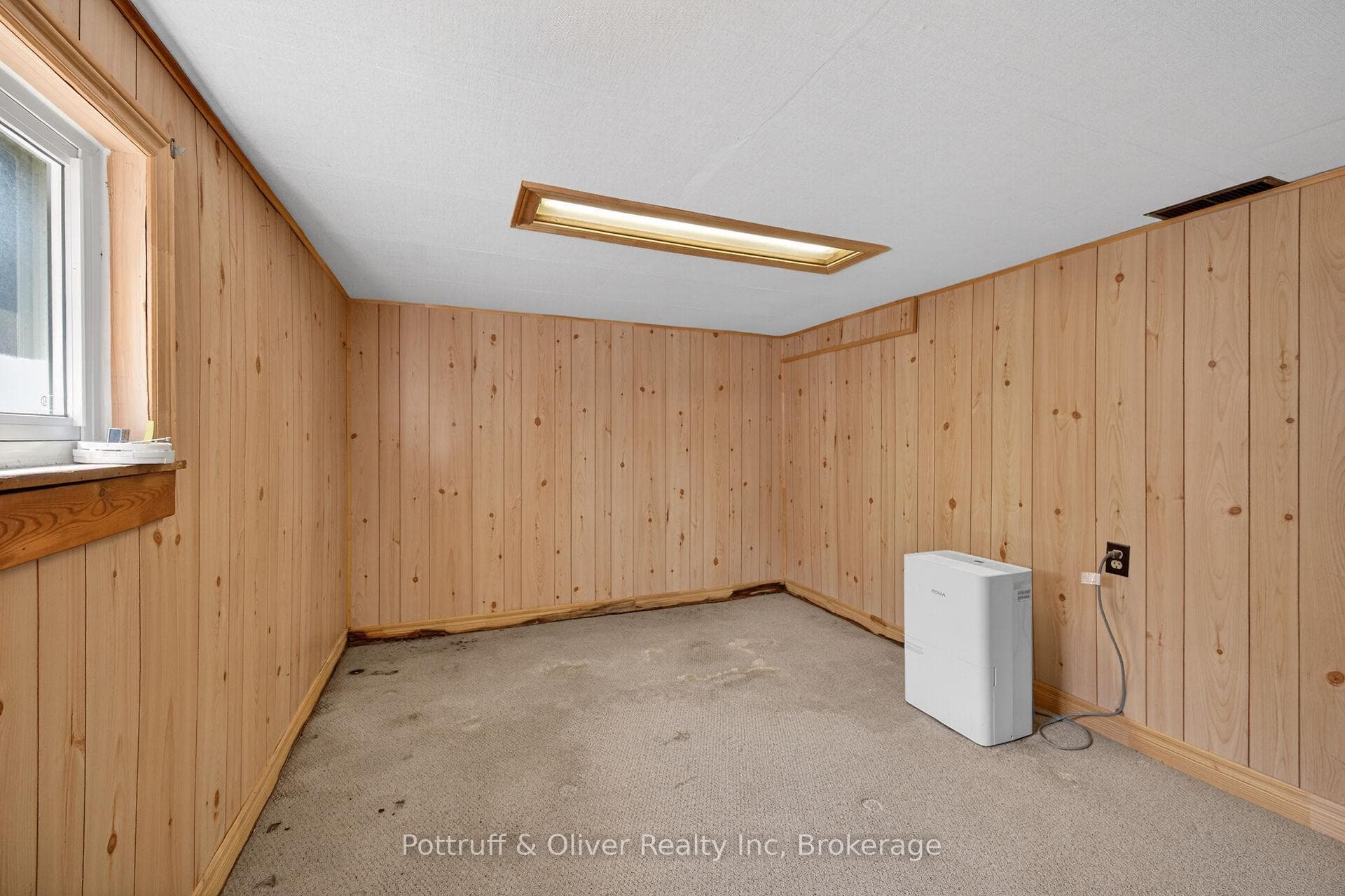 192 Ivon Avenue photo 29