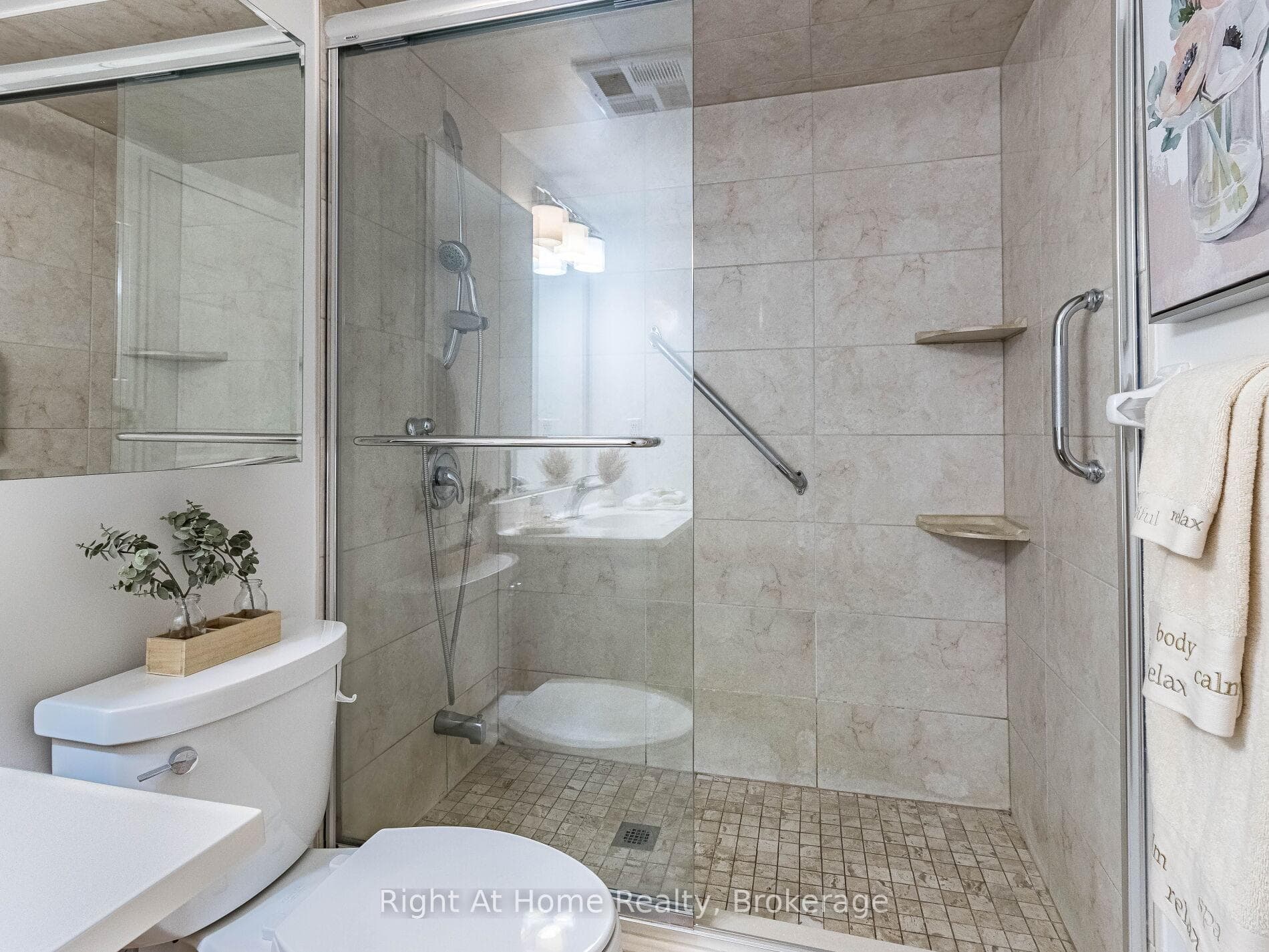 2301 Parkhaven Boulevard Unit 209 photo 20