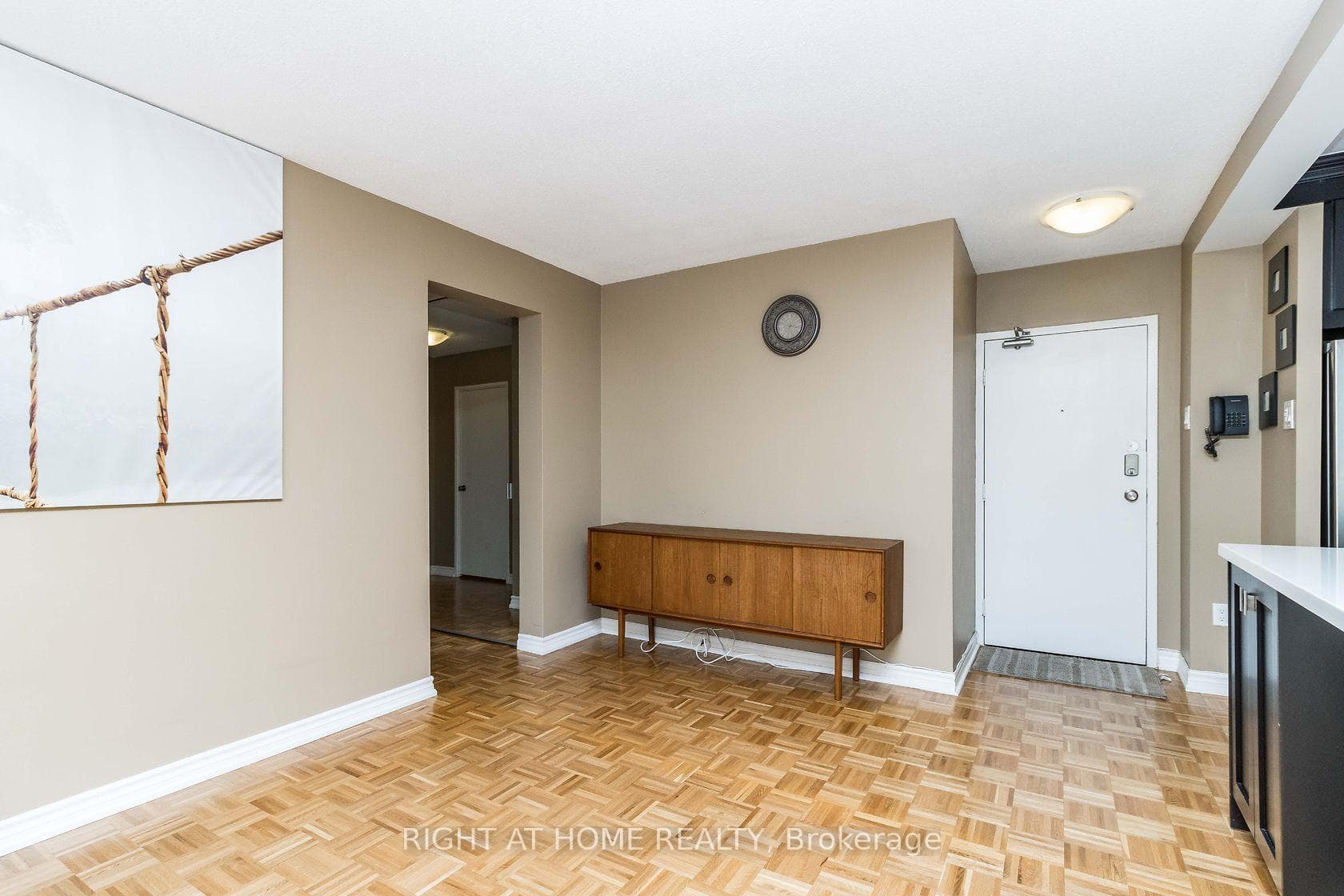 177 Linus Road Unit 1411 photo 19
