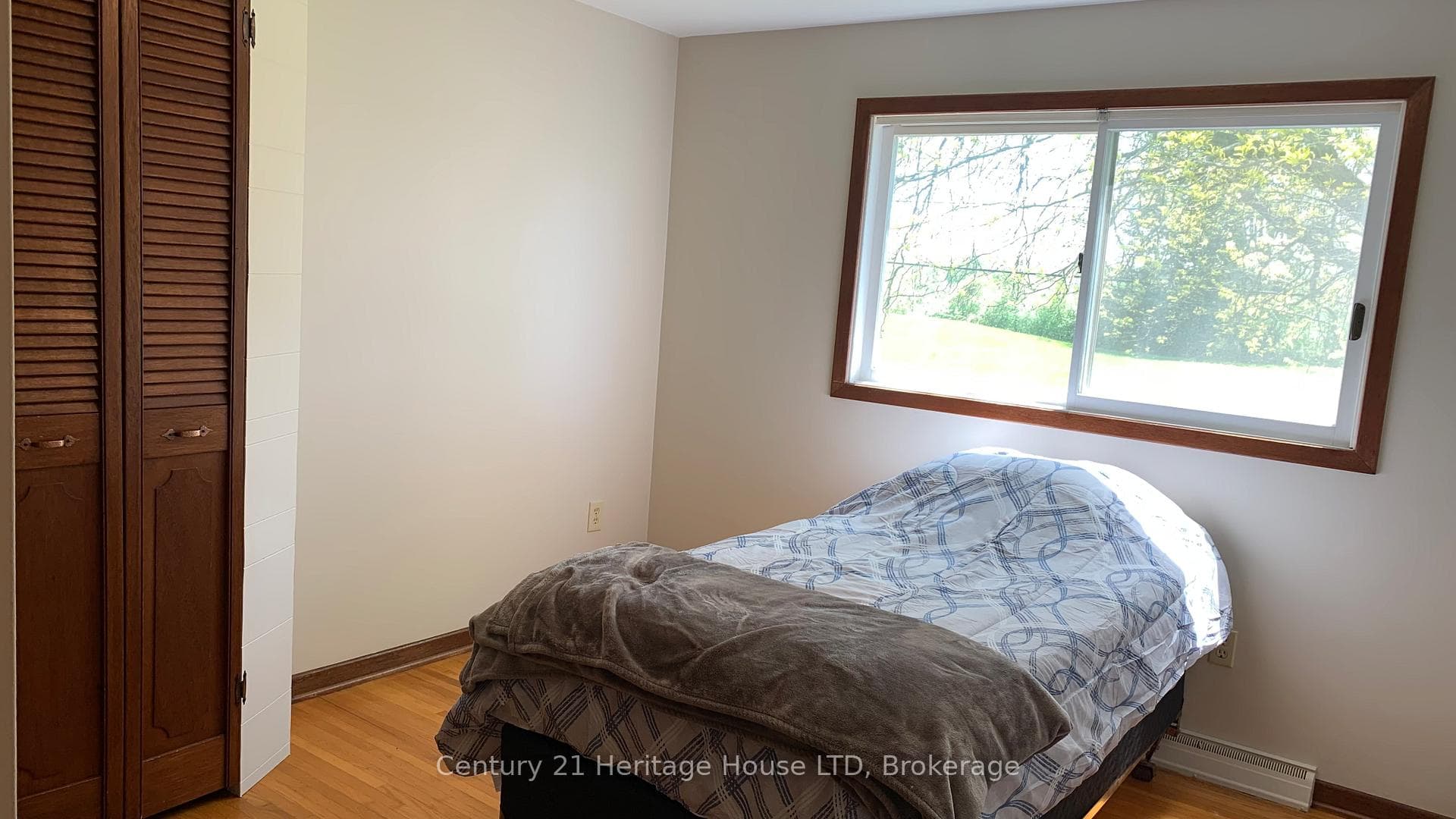 2764 Port Robinson Road photo 23