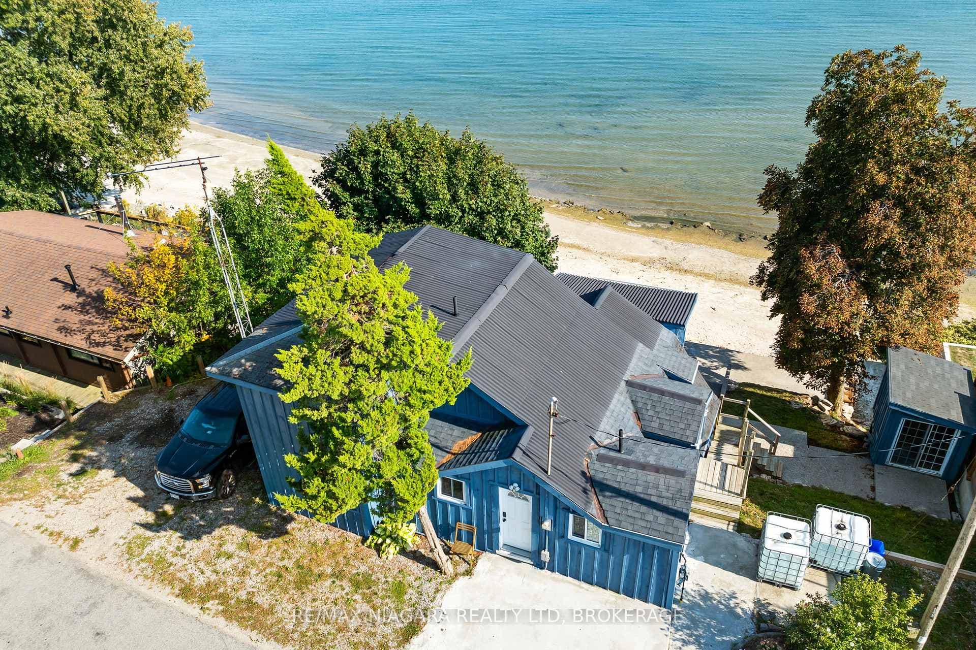 105 LIGHTHOUSE Drive photo 35