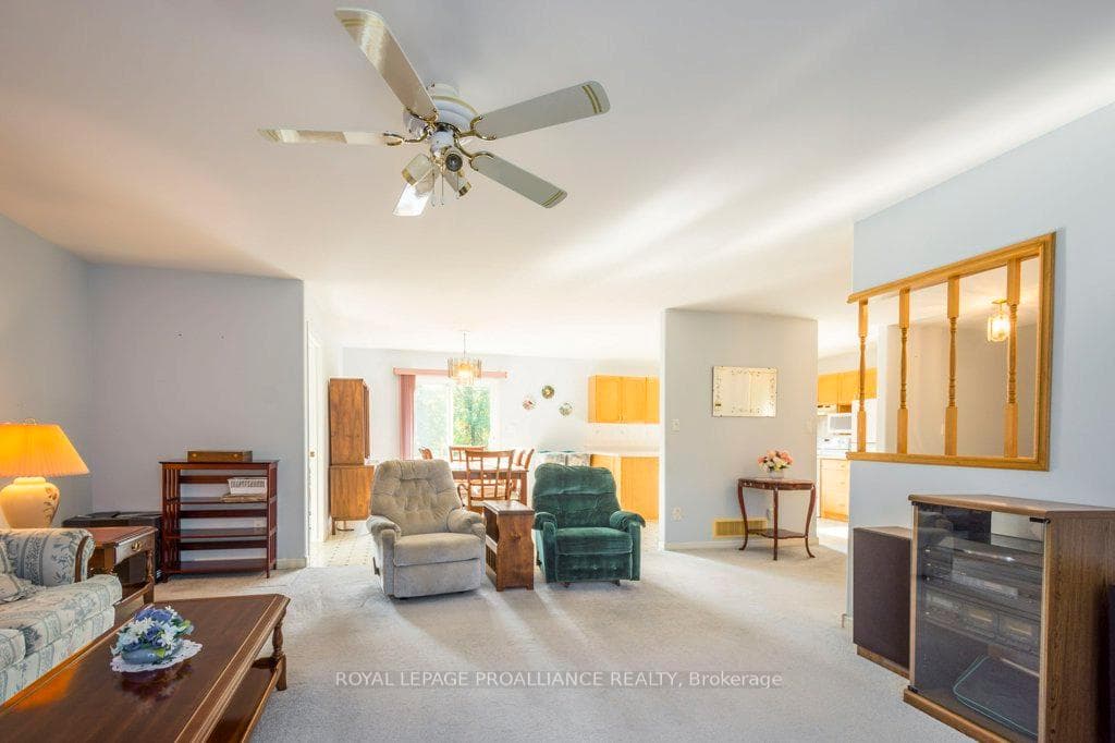 1 Fraserglen Court photo 14