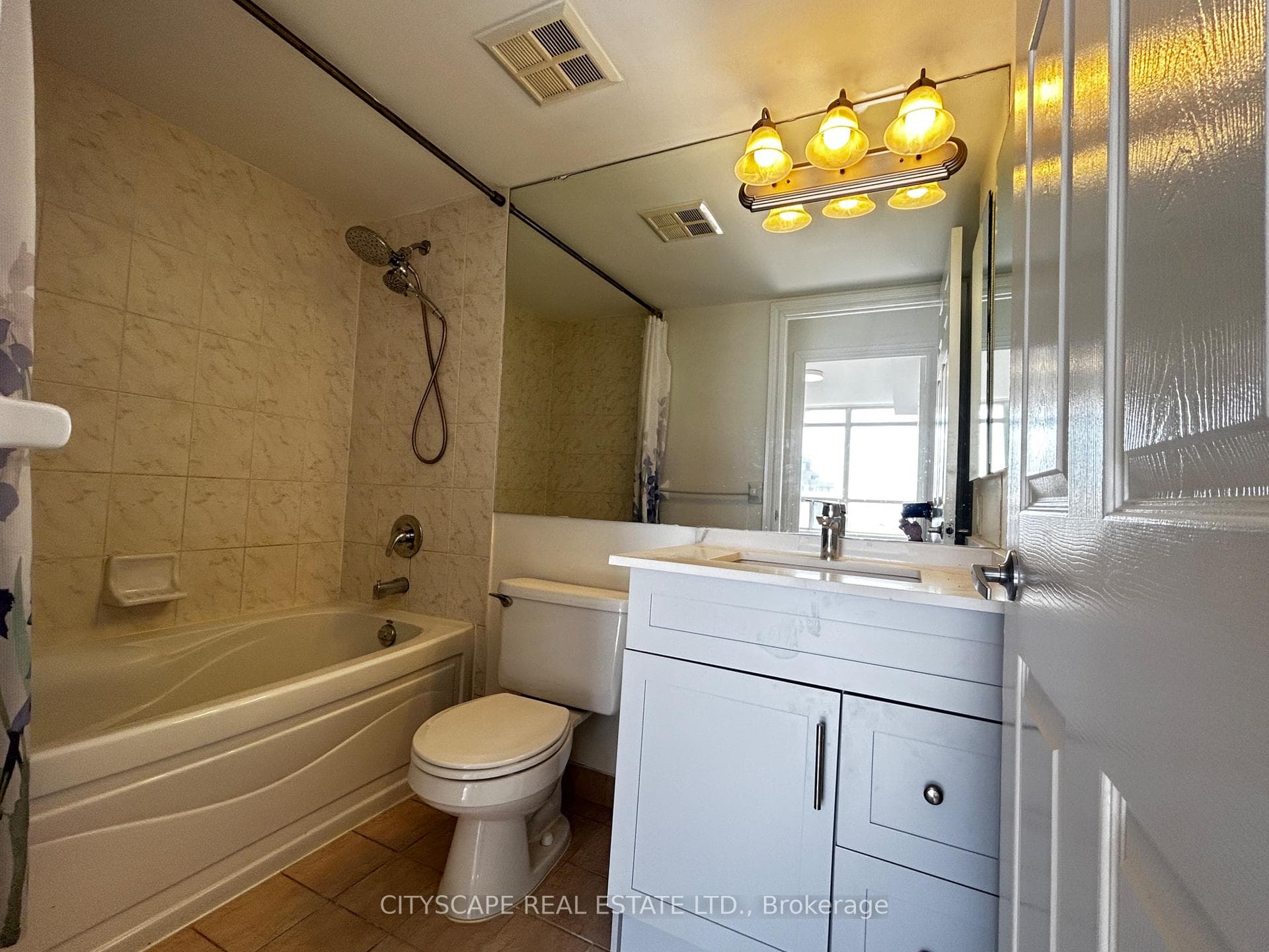 3888 Duke Of York Boulevard Unit 2027 photo 9