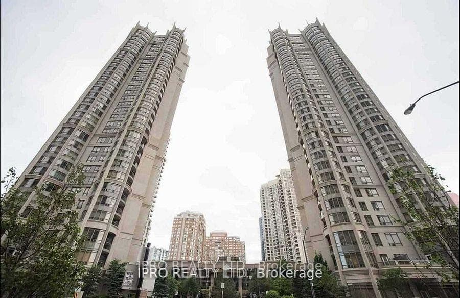 3880 Duke Of York Boulevard Unit 812 photo 1