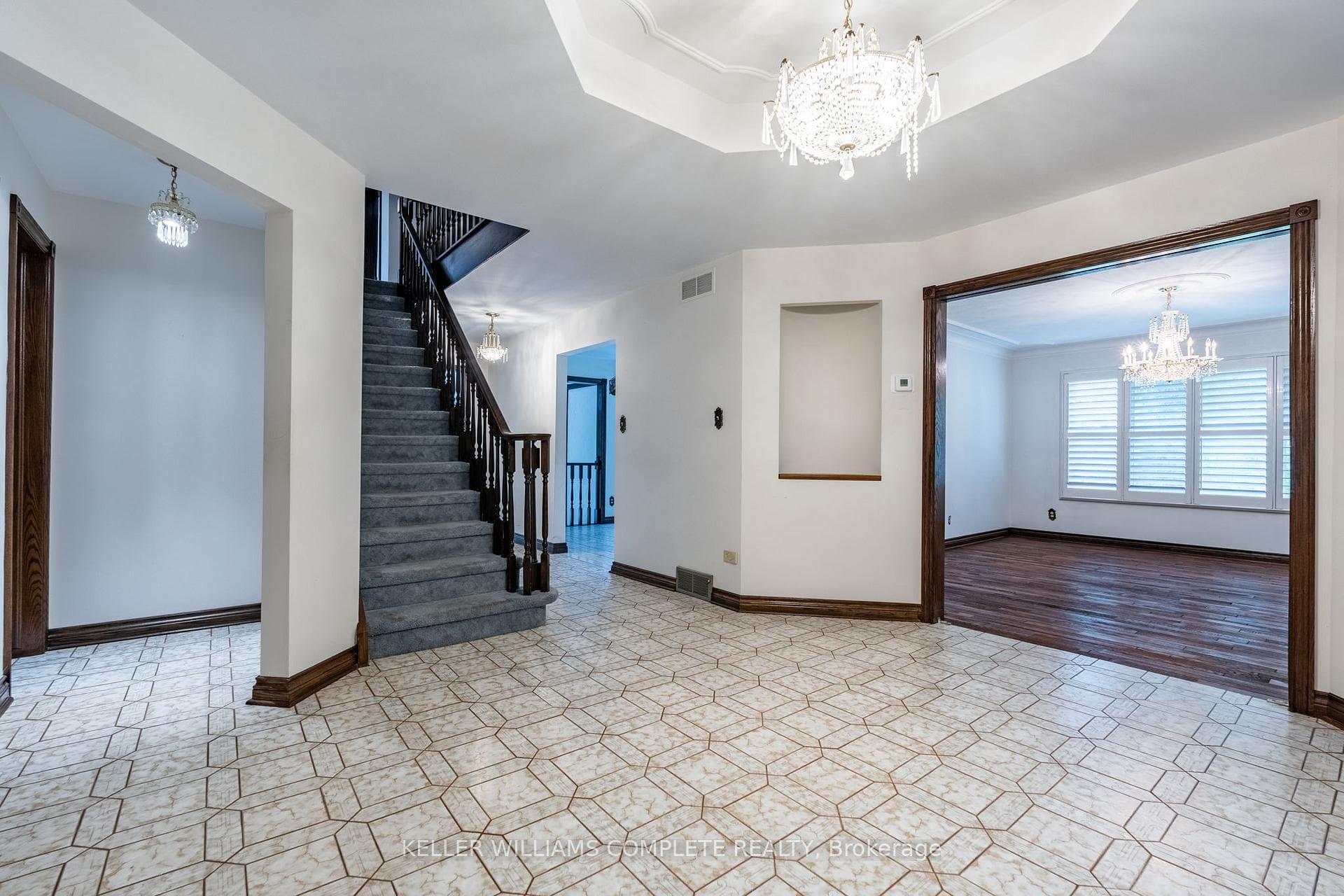 7072 McMillan Drive photo 9