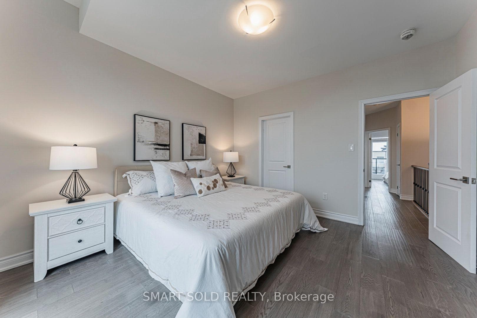 585 Marc Santi Boulevard photo 32