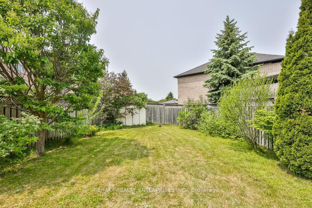 3 Jack Kenny Court photo 26