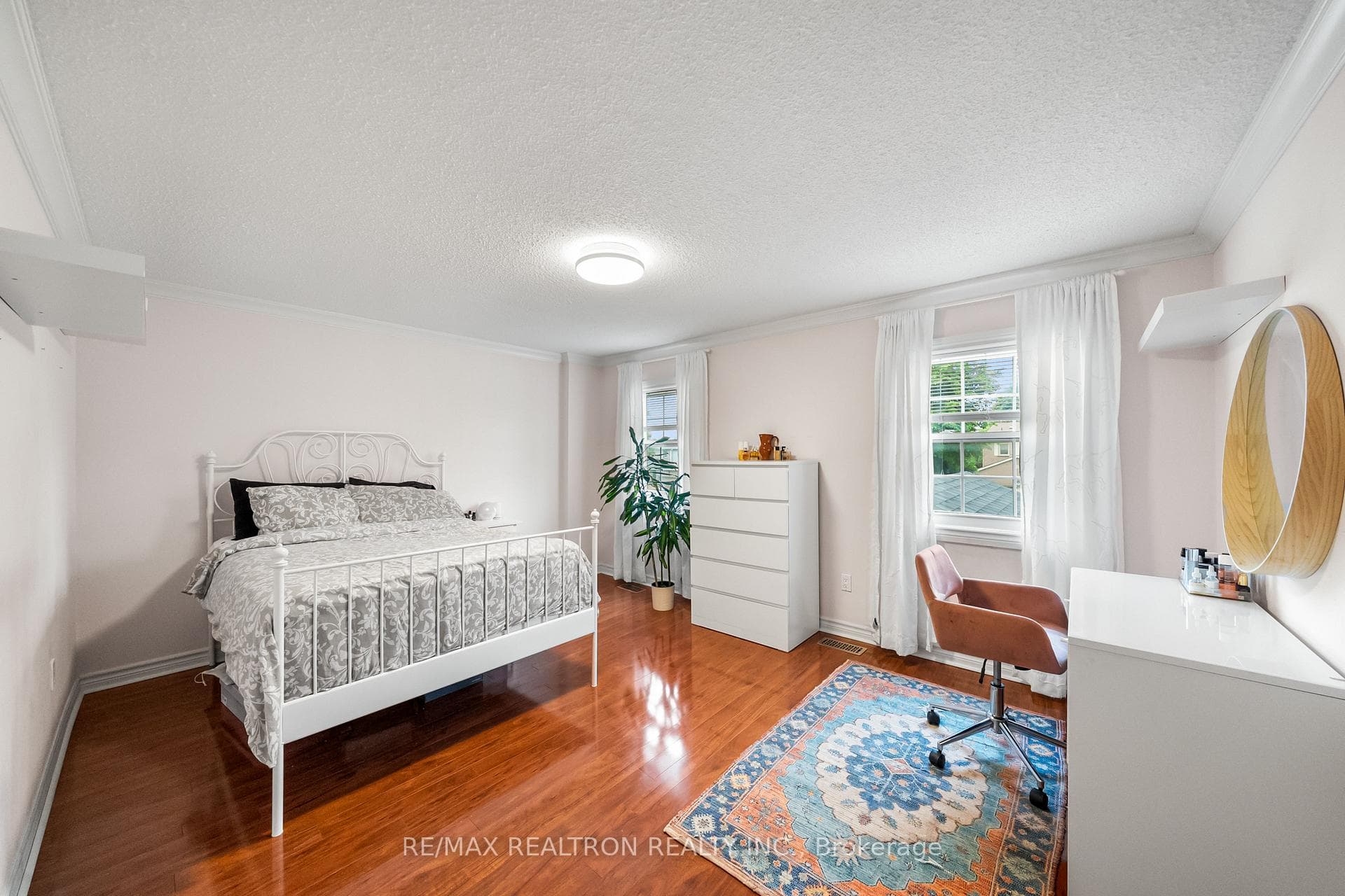 48 Hemingford Place photo 29
