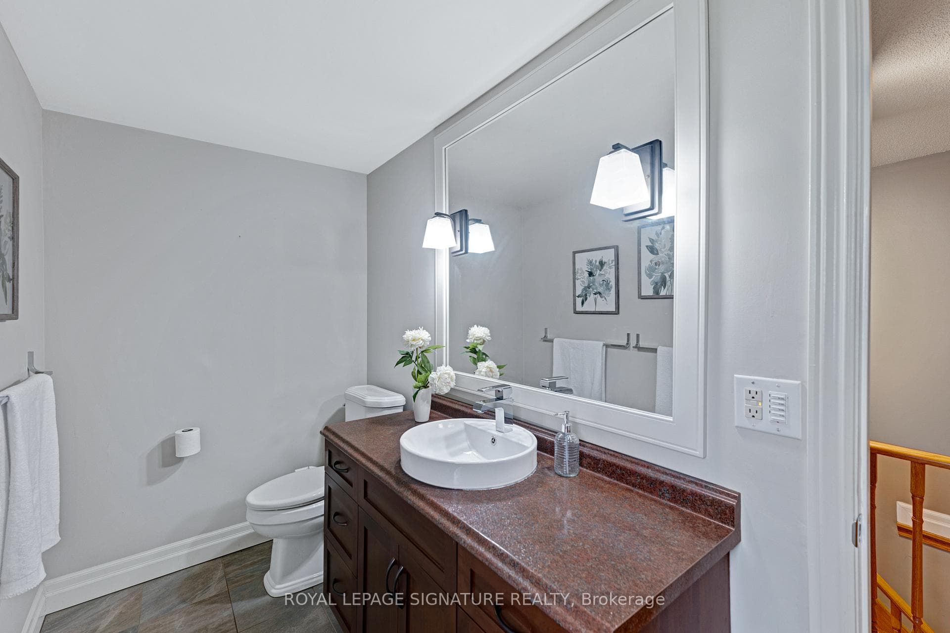3095 Tours Road photo 27