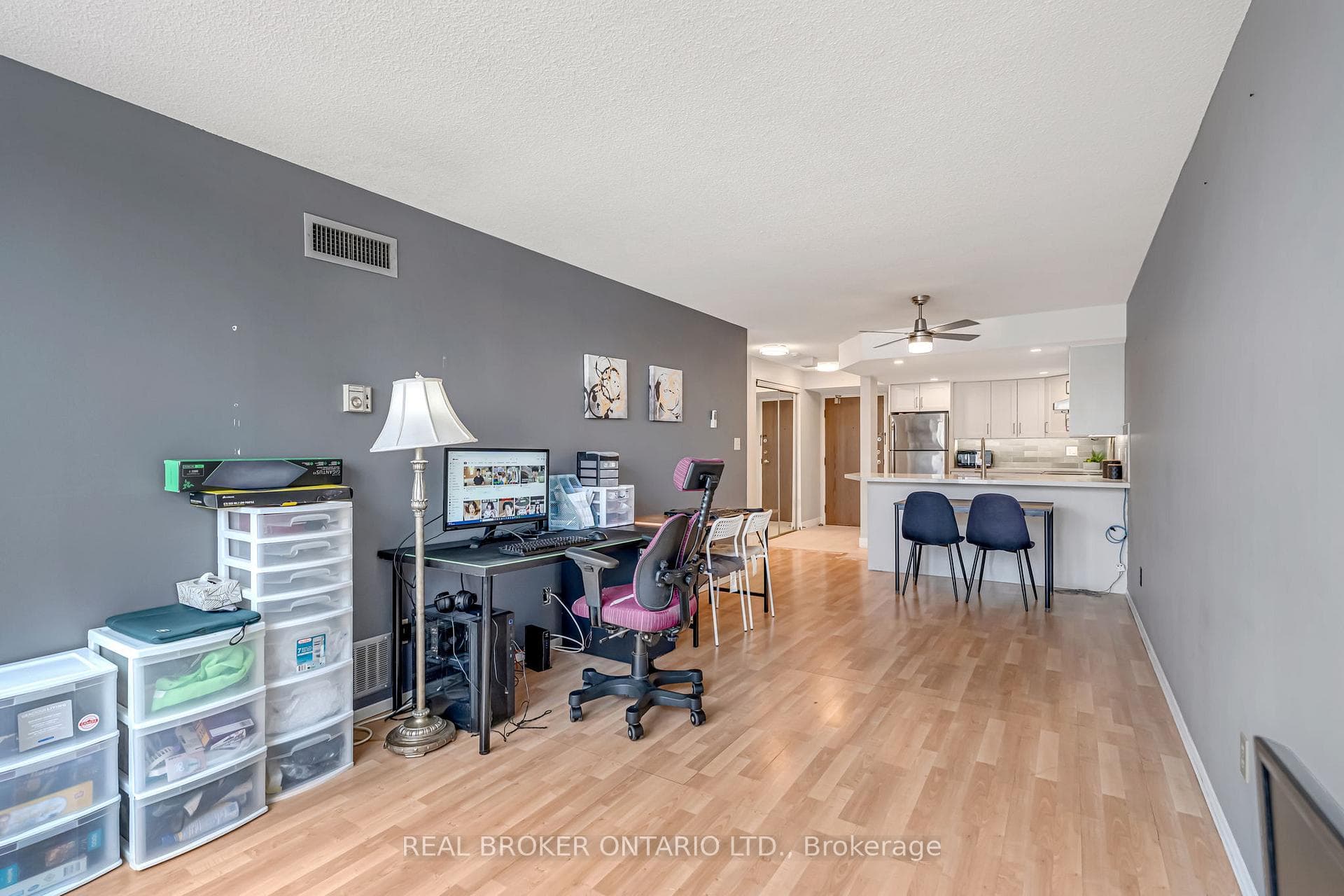 25 Agnes Street Unit 903 photo 12