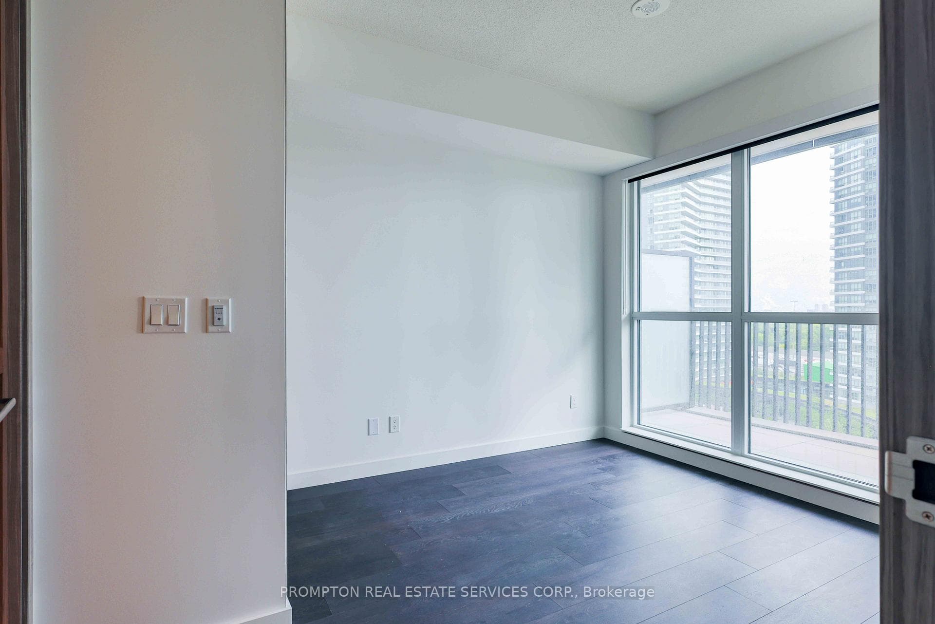 68 Esther Shiner Boulevard Unit 901 photo 31