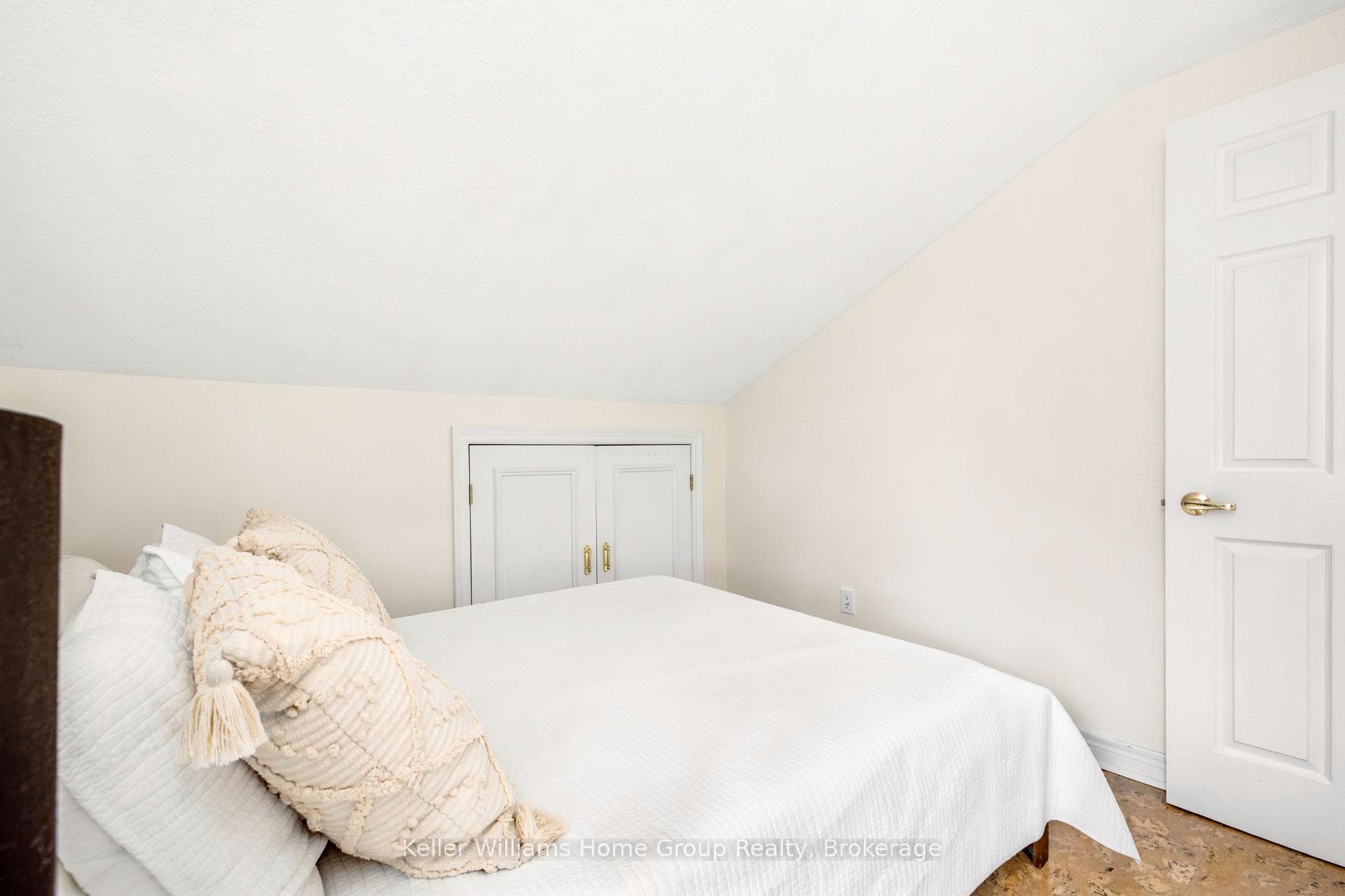 61 Essex Street photo 28