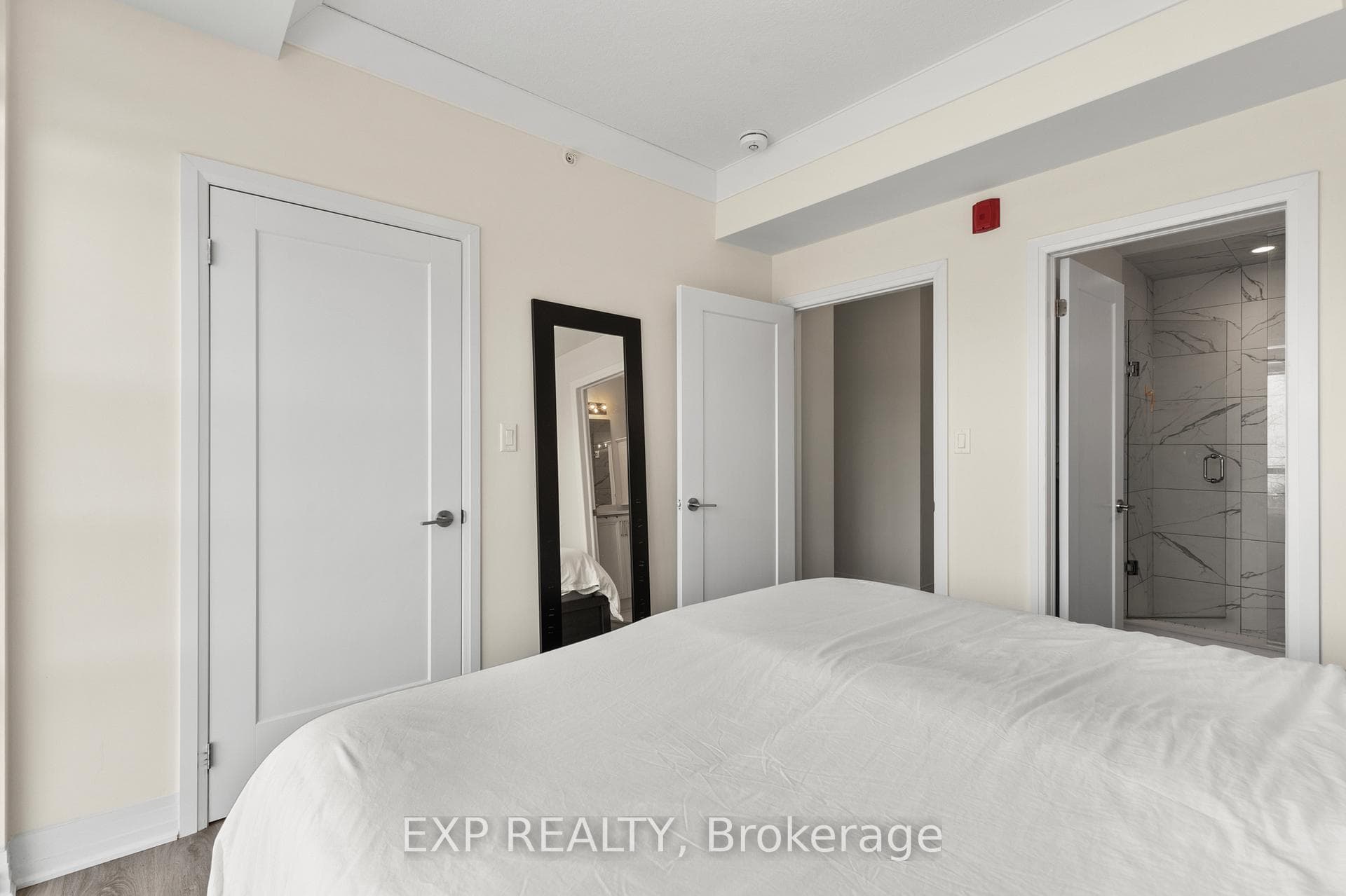 10 Concord Place Unit 209 photo 7