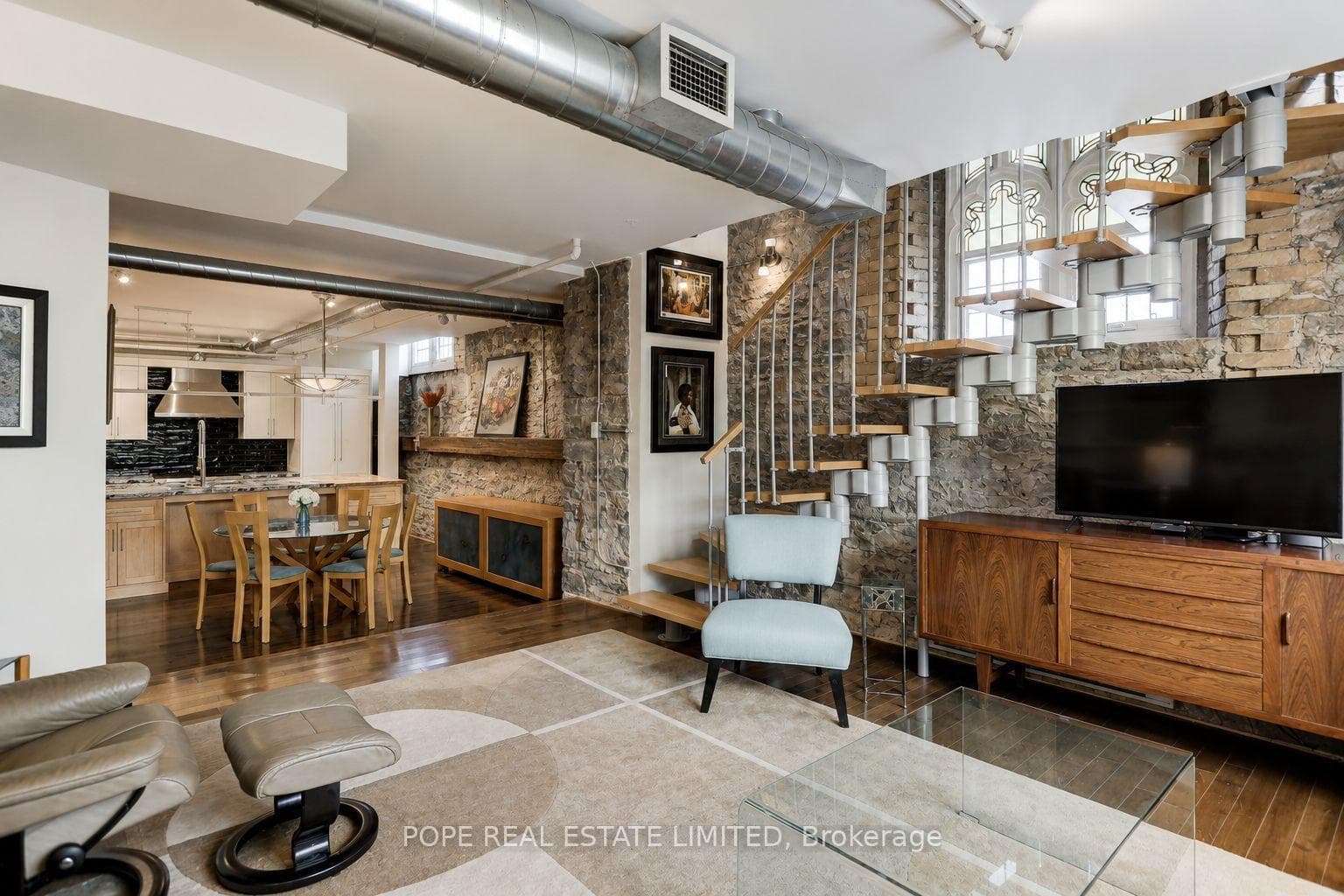 384 Sunnyside Avenue Unit 202 photo 19