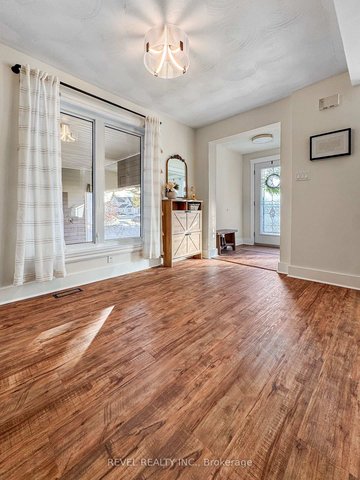 288 Toke Street photo 5