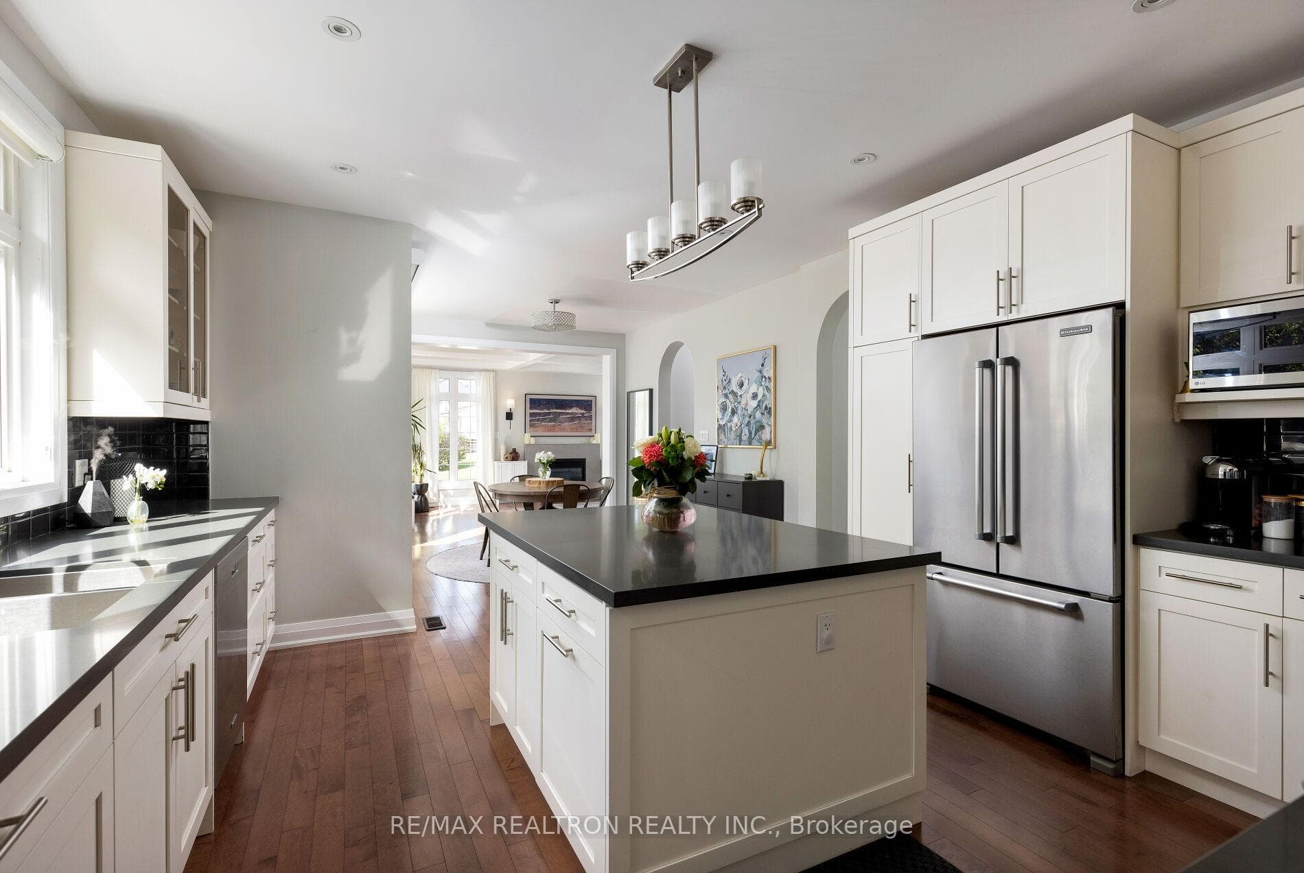 138 Roxborough Road photo 29