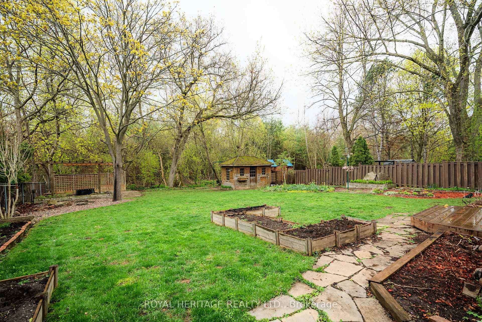 100 Squire Bakers Lane photo 35