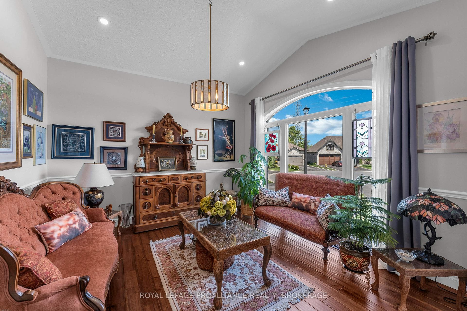861 Windermere Drive photo 10