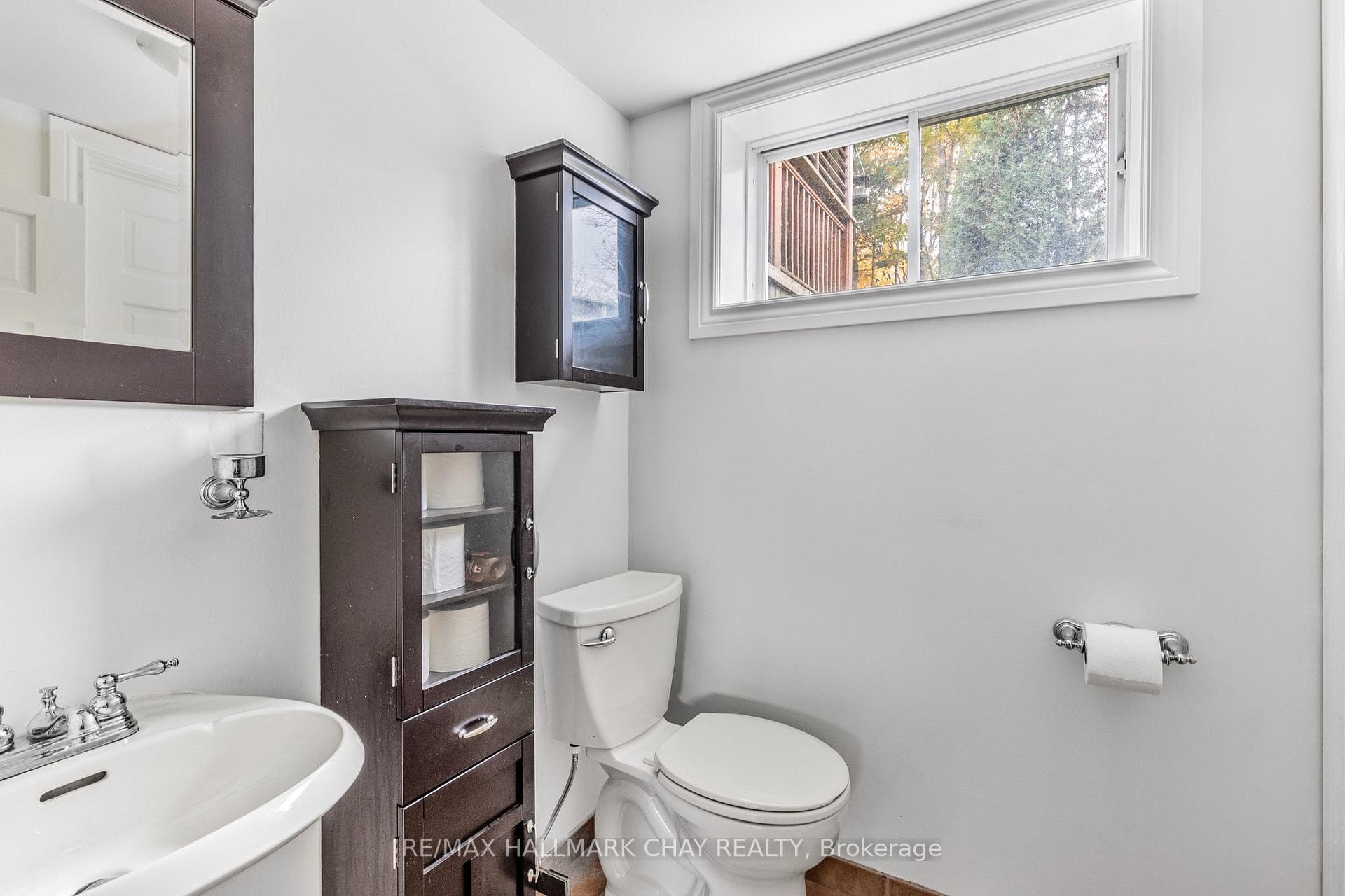 787 Birchwood Drive photo 22